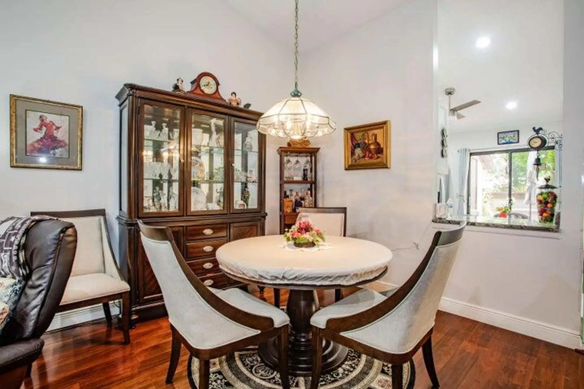 Property Slideshow image 13 of 17 | 499 iron forge ct, Royal Palm Beach, FL, 33411