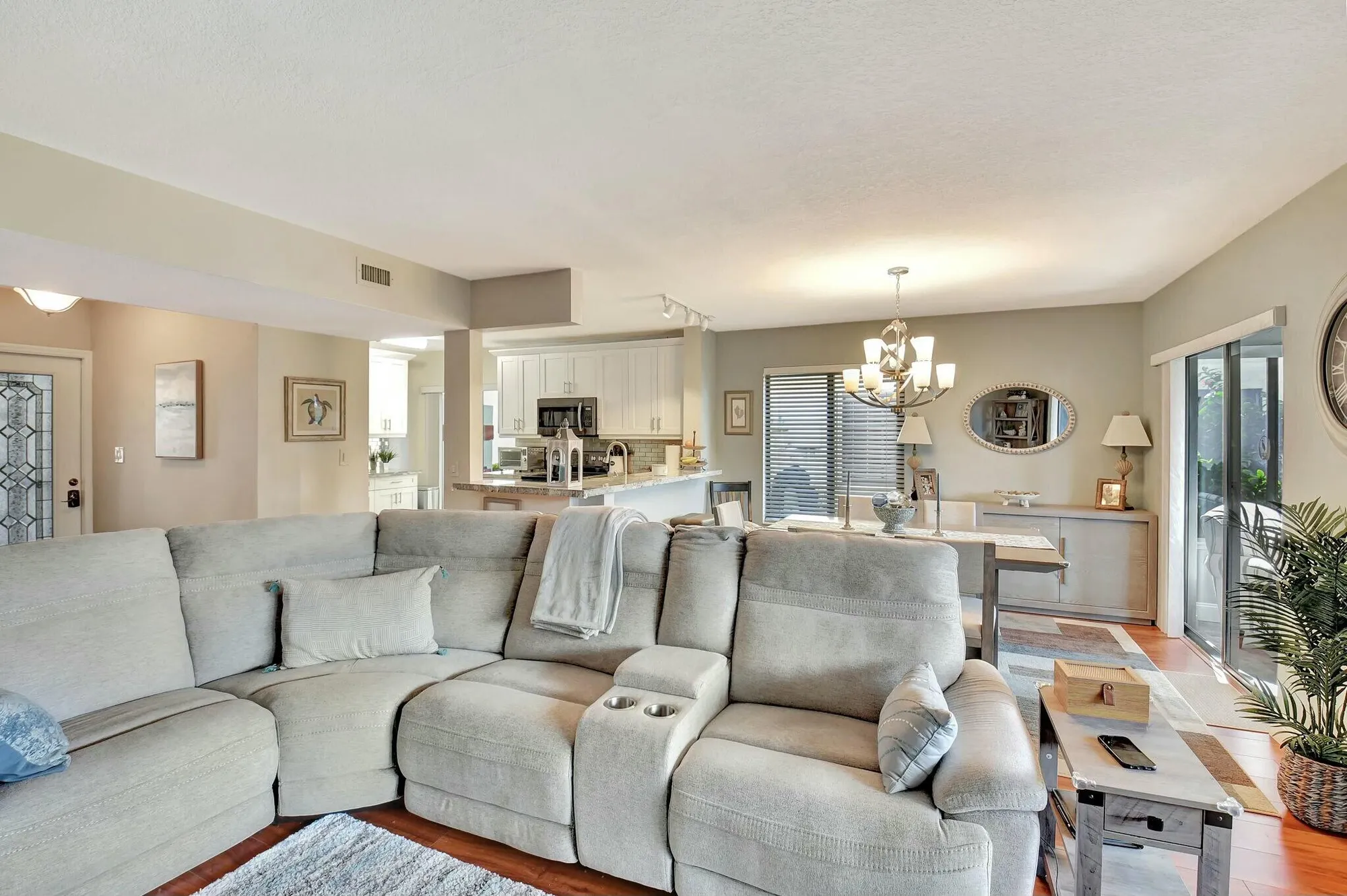 Property Slideshow image 10 of 84 | 10663 ocean palm way apt 101, Boynton Beach, FL, 33437