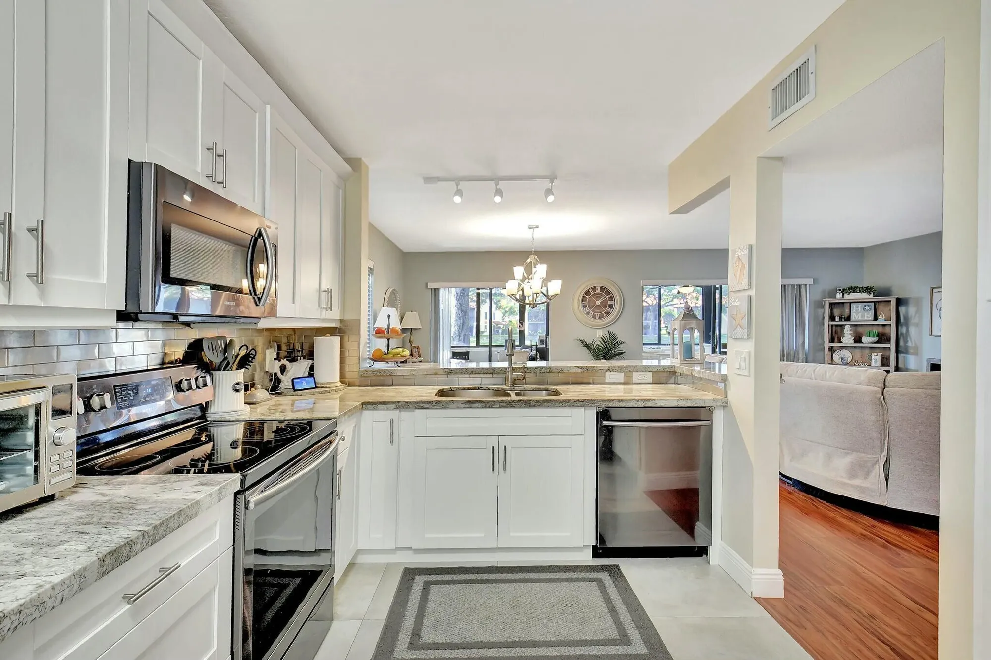 Property Slideshow image 14 of 84 | 10663 ocean palm way apt 101, Boynton Beach, FL, 33437