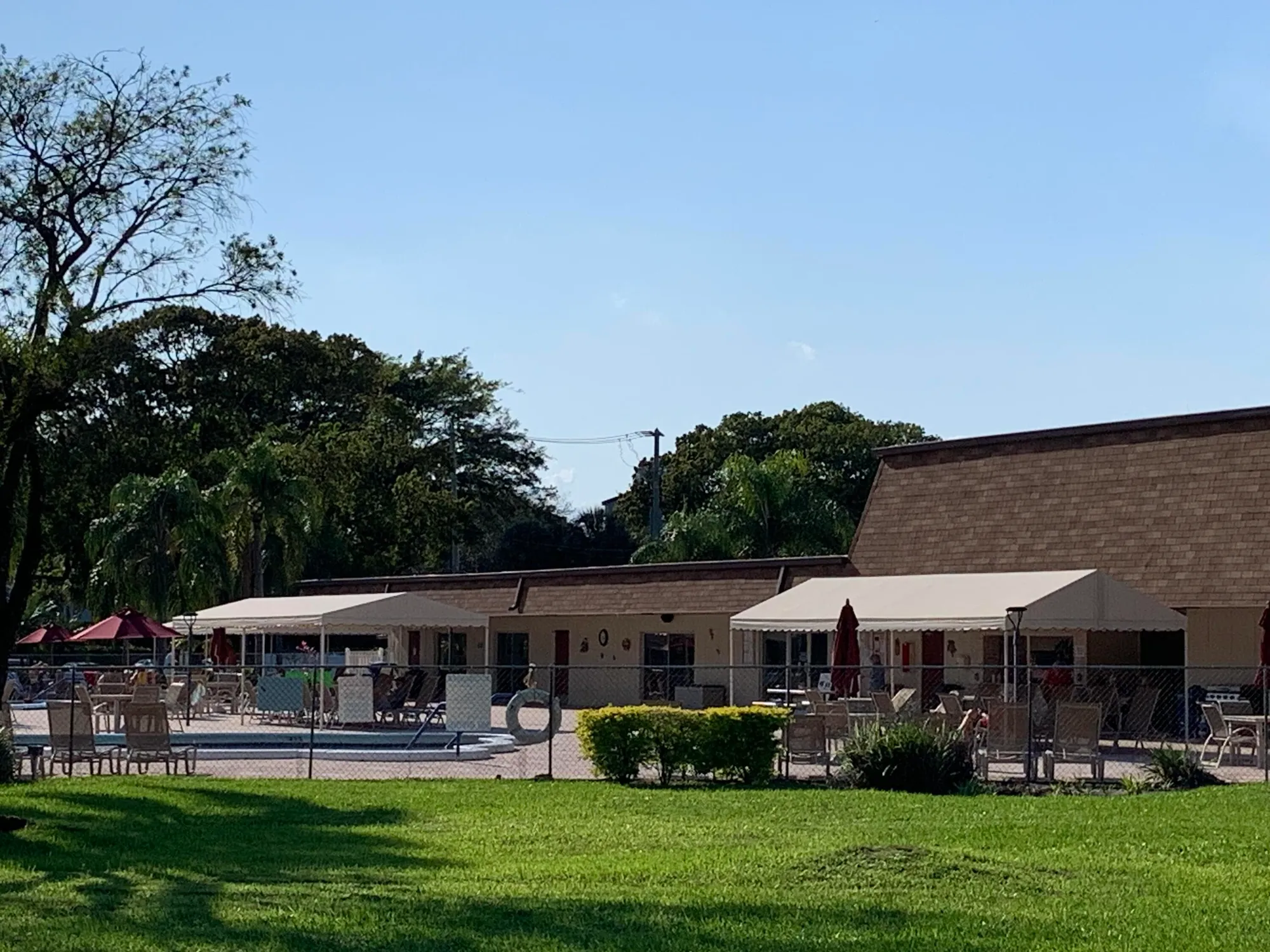 Property Slideshow image 13 of 18 | 20 abbey ln apt 105, Delray Beach, FL, 33446