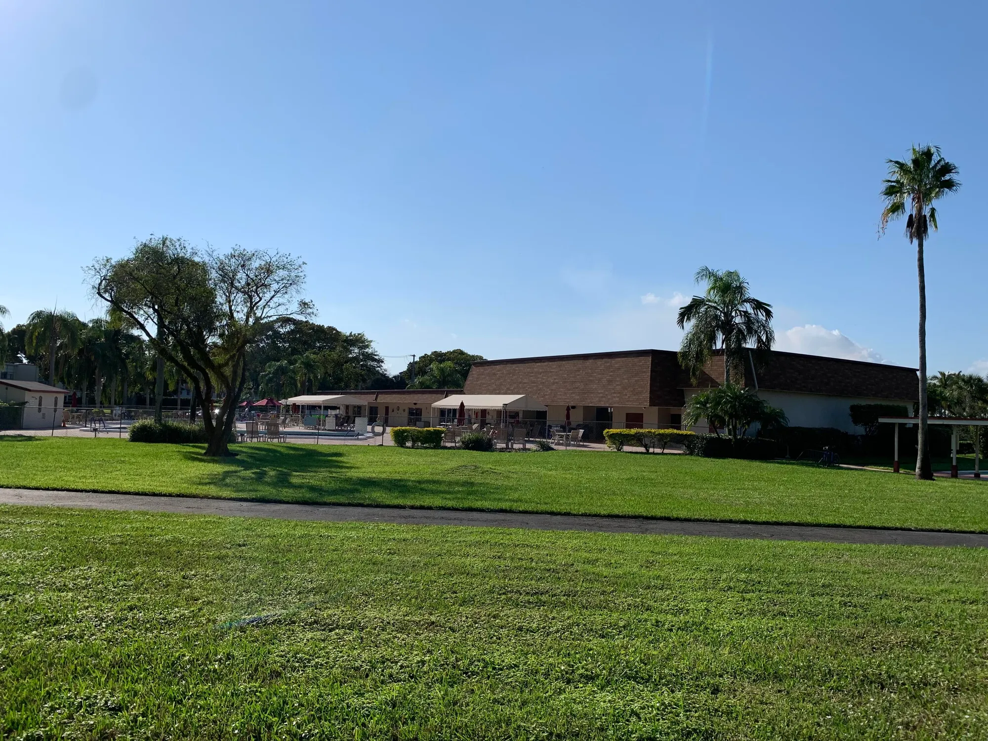 Property Slideshow image 12 of 18 | 20 abbey ln apt 105, Delray Beach, FL, 33446