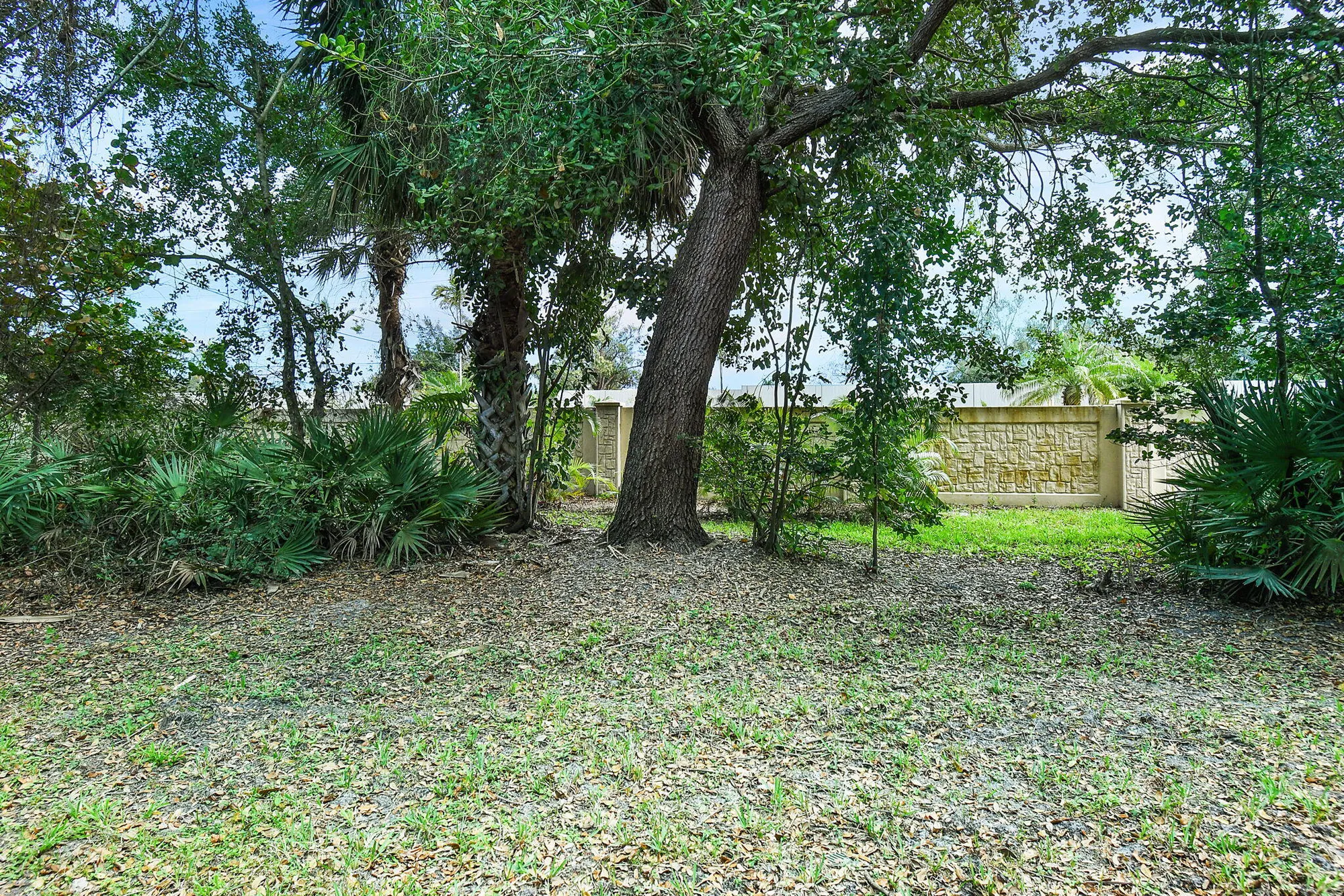 Property Slideshow image 8 of 57 | 31 sw s river dr dr 106, Stuart, FL, 34997