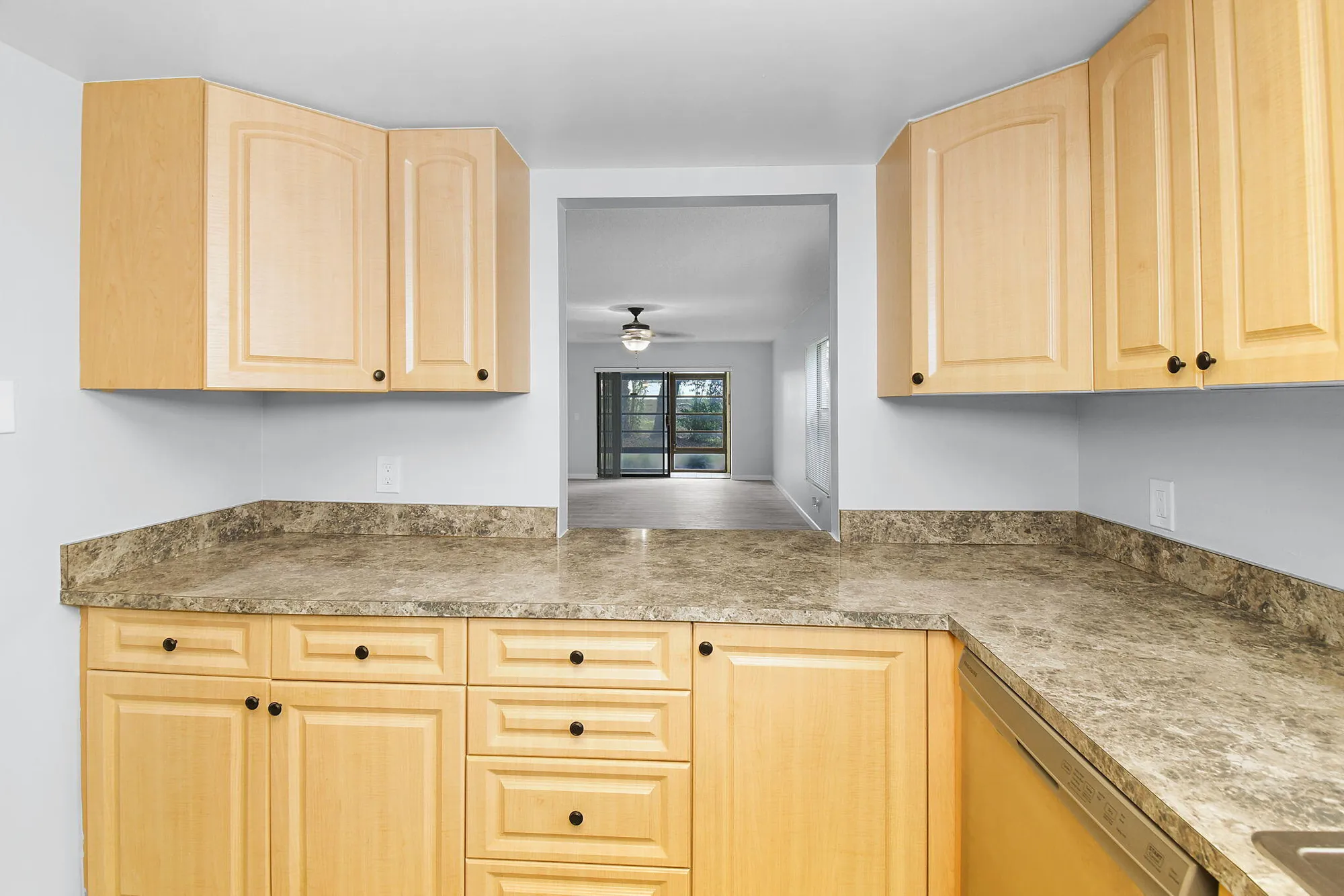 Property Slideshow image 13 of 57 | 31 sw s river dr dr 106, Stuart, FL, 34997