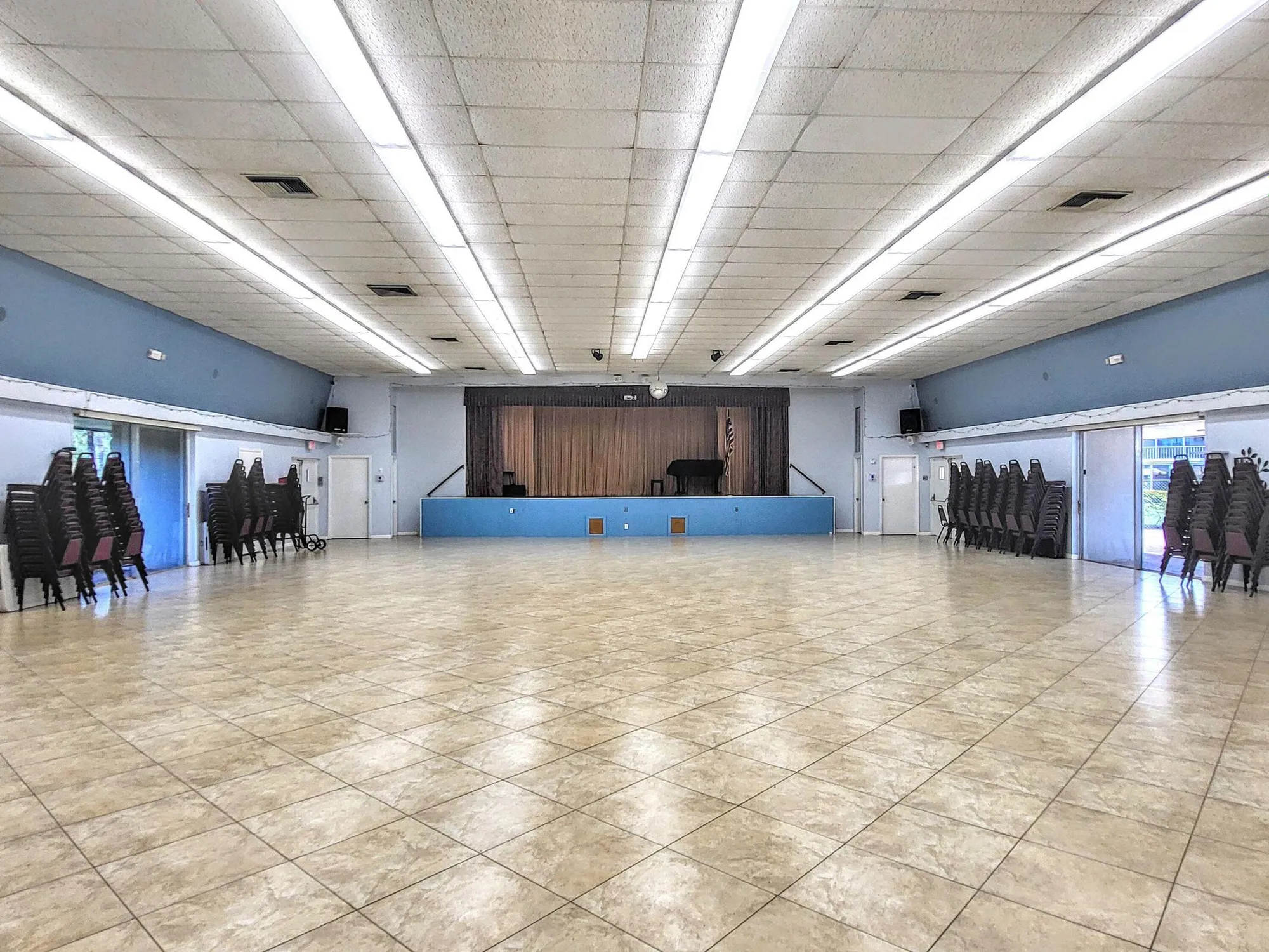 Property Slideshow image 18 of 18 | 20 abbey ln apt 105, Delray Beach, FL, 33446