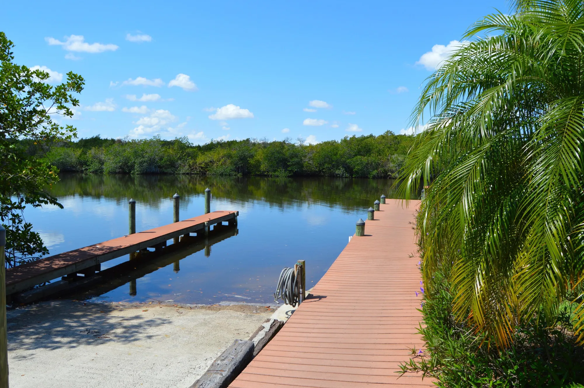 Property Slideshow image 54 of 57 | 31 sw s river dr dr 106, Stuart, FL, 34997