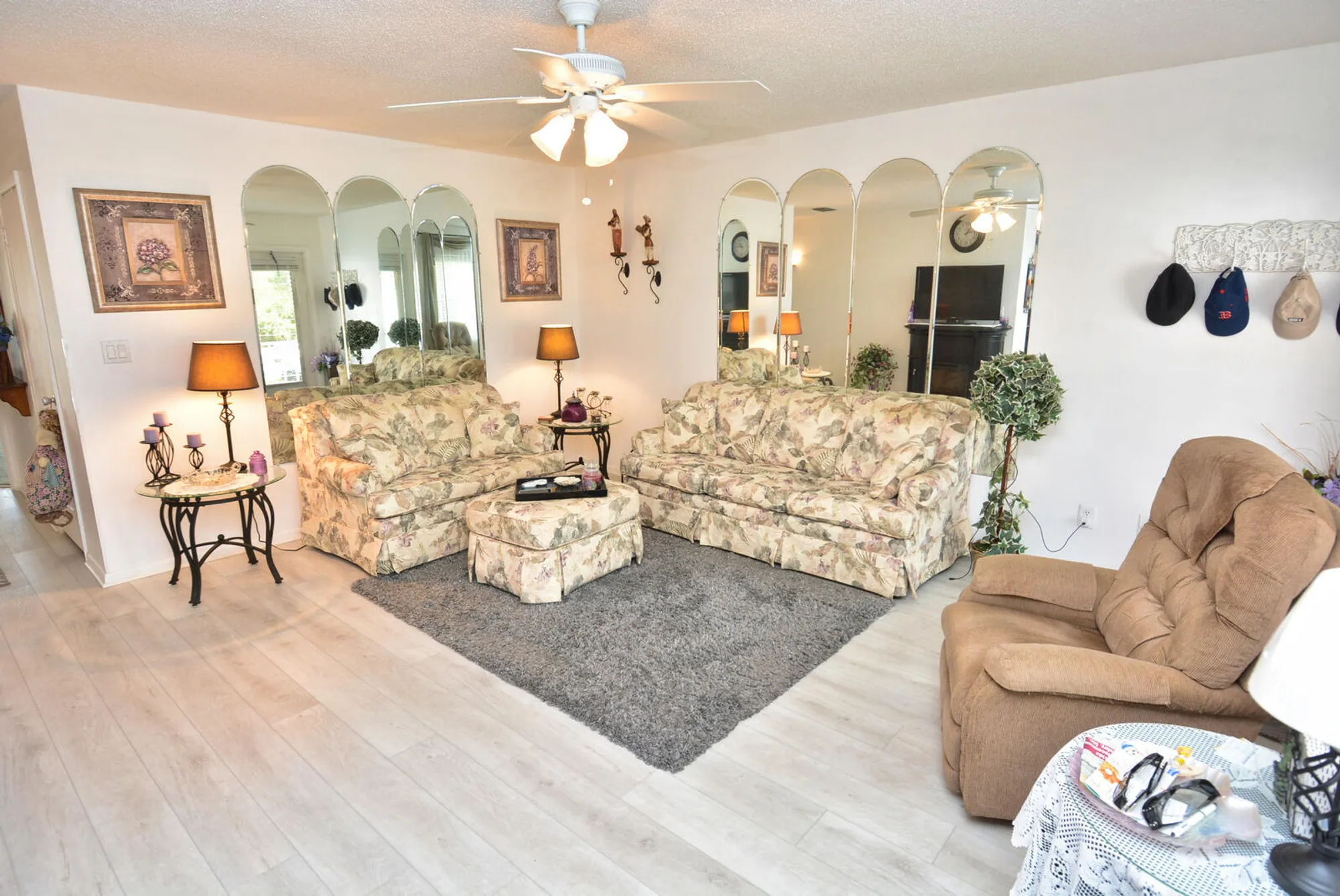 Property Slideshow image 4 of 35 | 1225 nw 21st st 309, Stuart, FL, 34994
