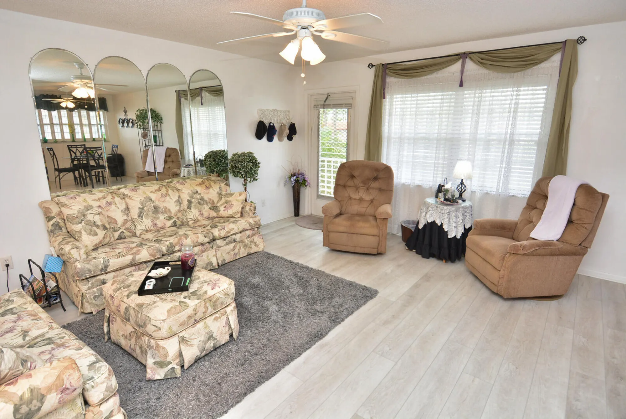 Property Slideshow image 5 of 35 | 1225 nw 21st st 309, Stuart, FL, 34994