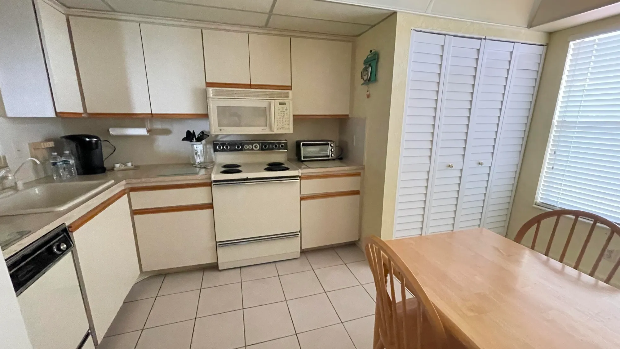 Property Slideshow image 13 of 21 | 14623 bonaire blvd 605, Delray Beach, FL, 33446