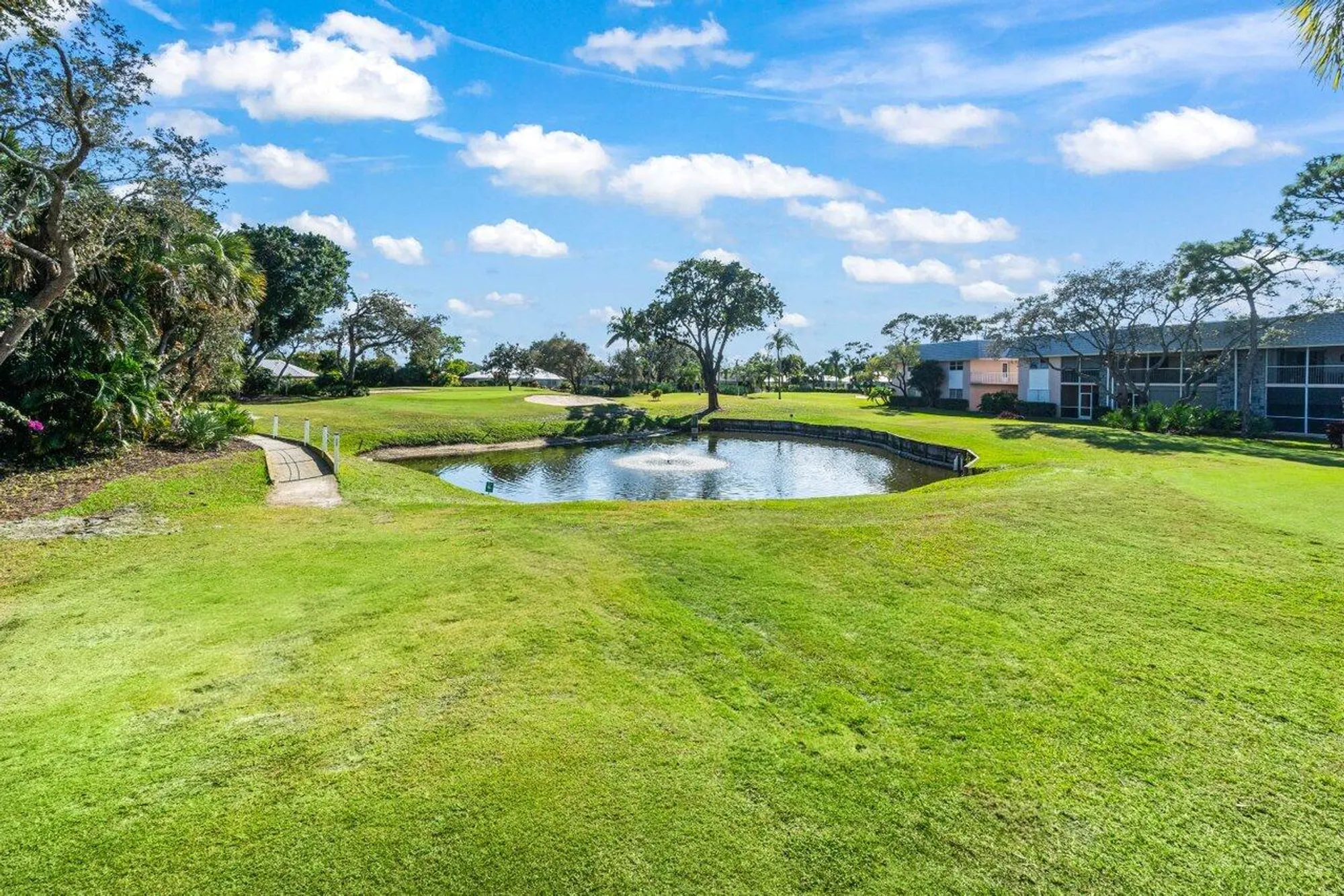 Property Slideshow image 21 of 30 | 18081 se country club dr # 34-339, Jupiter, FL, 33469