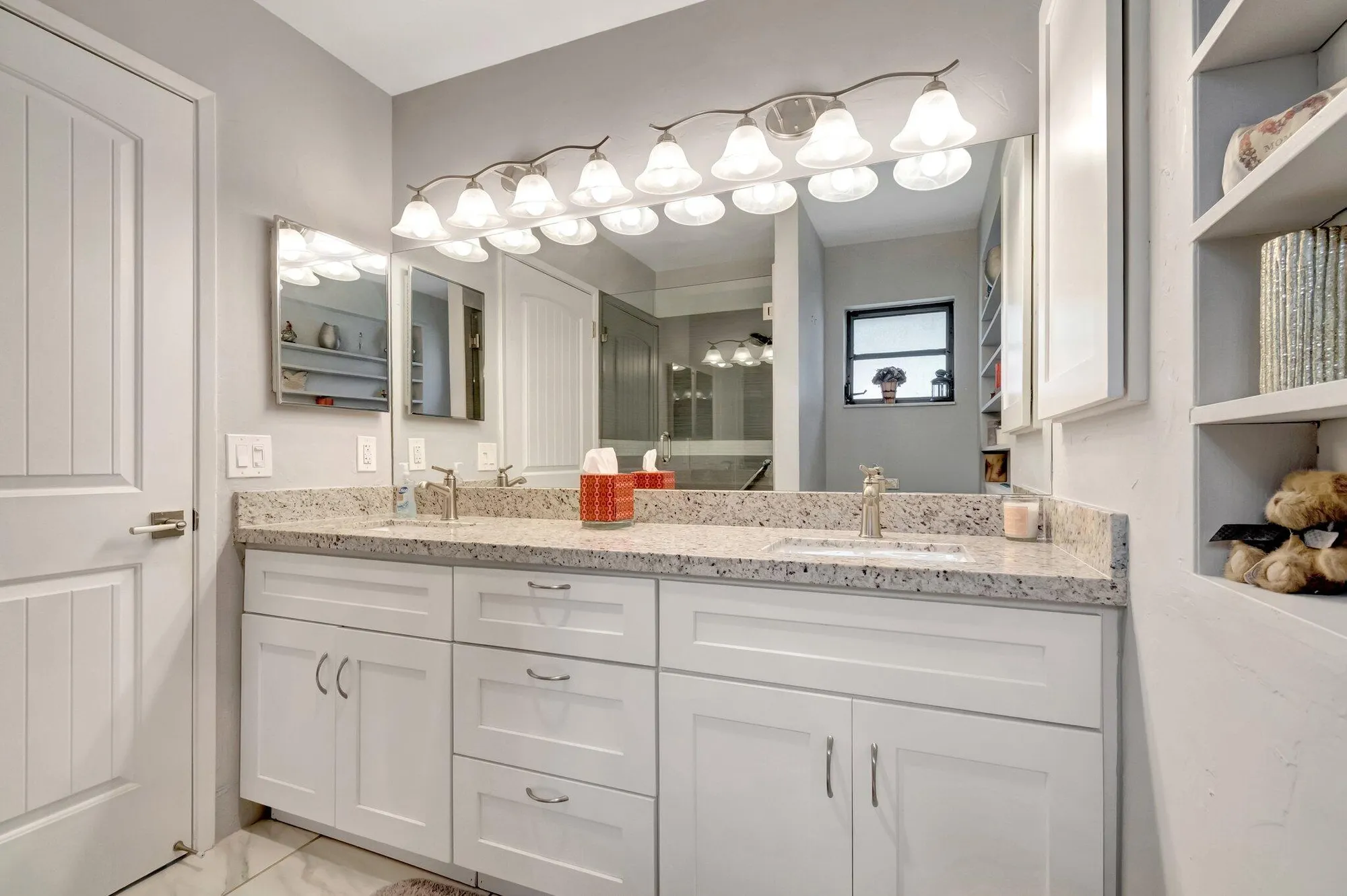 Property Slideshow image 18 of 42 | 10927 dolphin palm ct a, Boynton Beach, FL, 33437