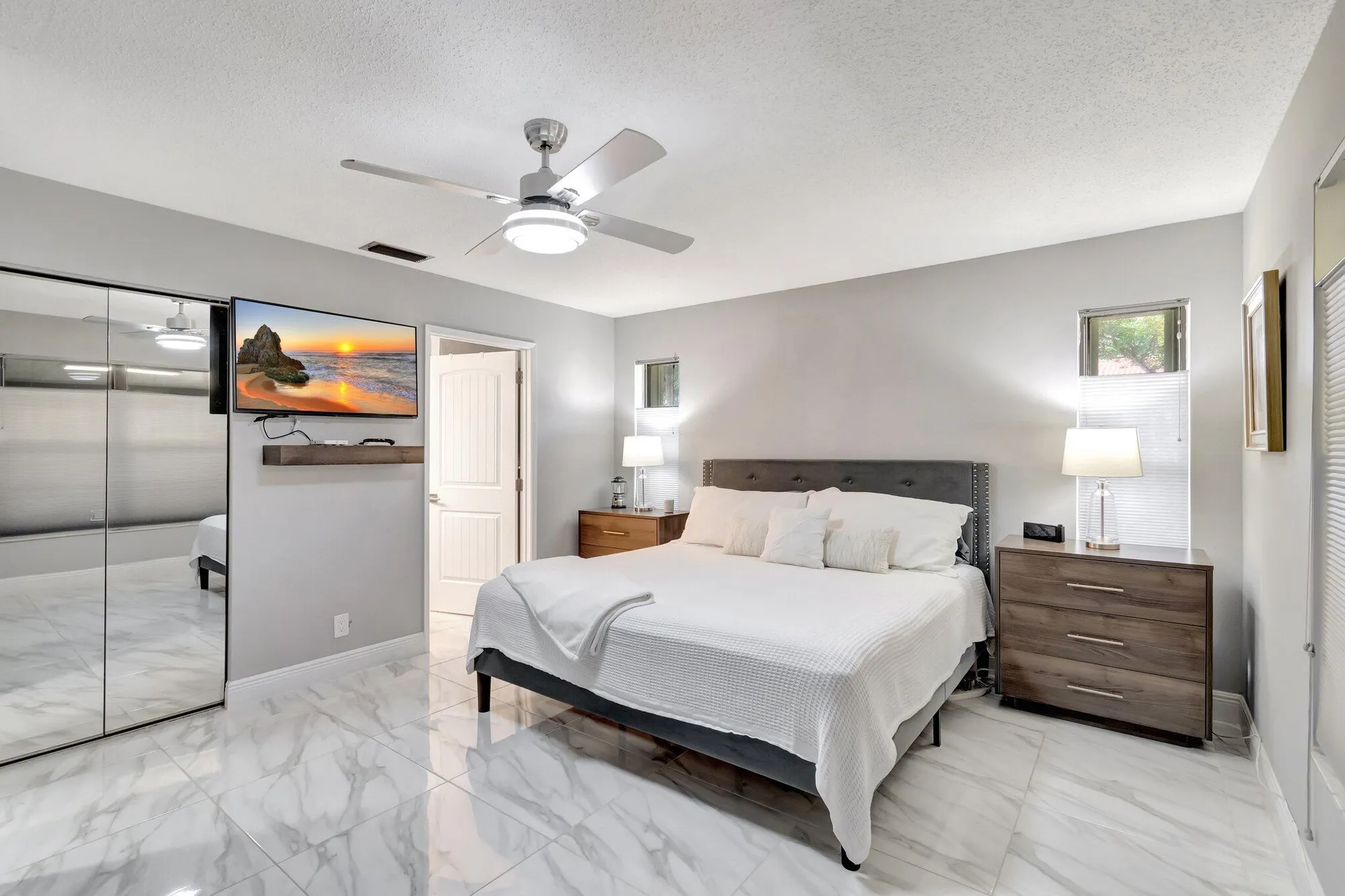 Property Slideshow image 15 of 42 | 10927 dolphin palm ct a, Boynton Beach, FL, 33437