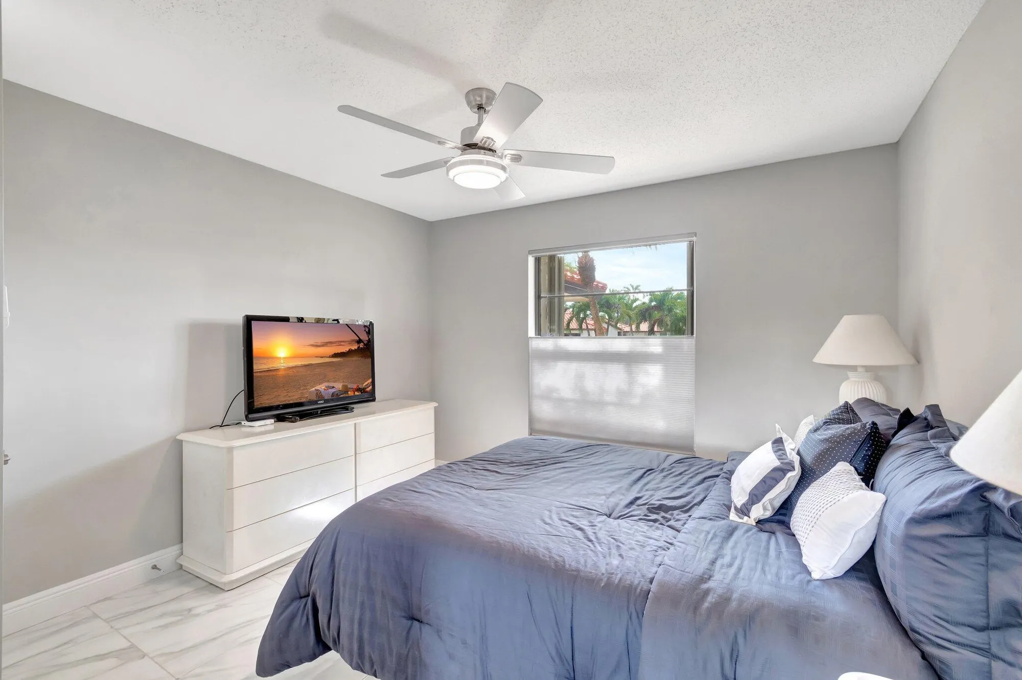 Property Slideshow image 21 of 42 | 10927 dolphin palm ct a, Boynton Beach, FL, 33437