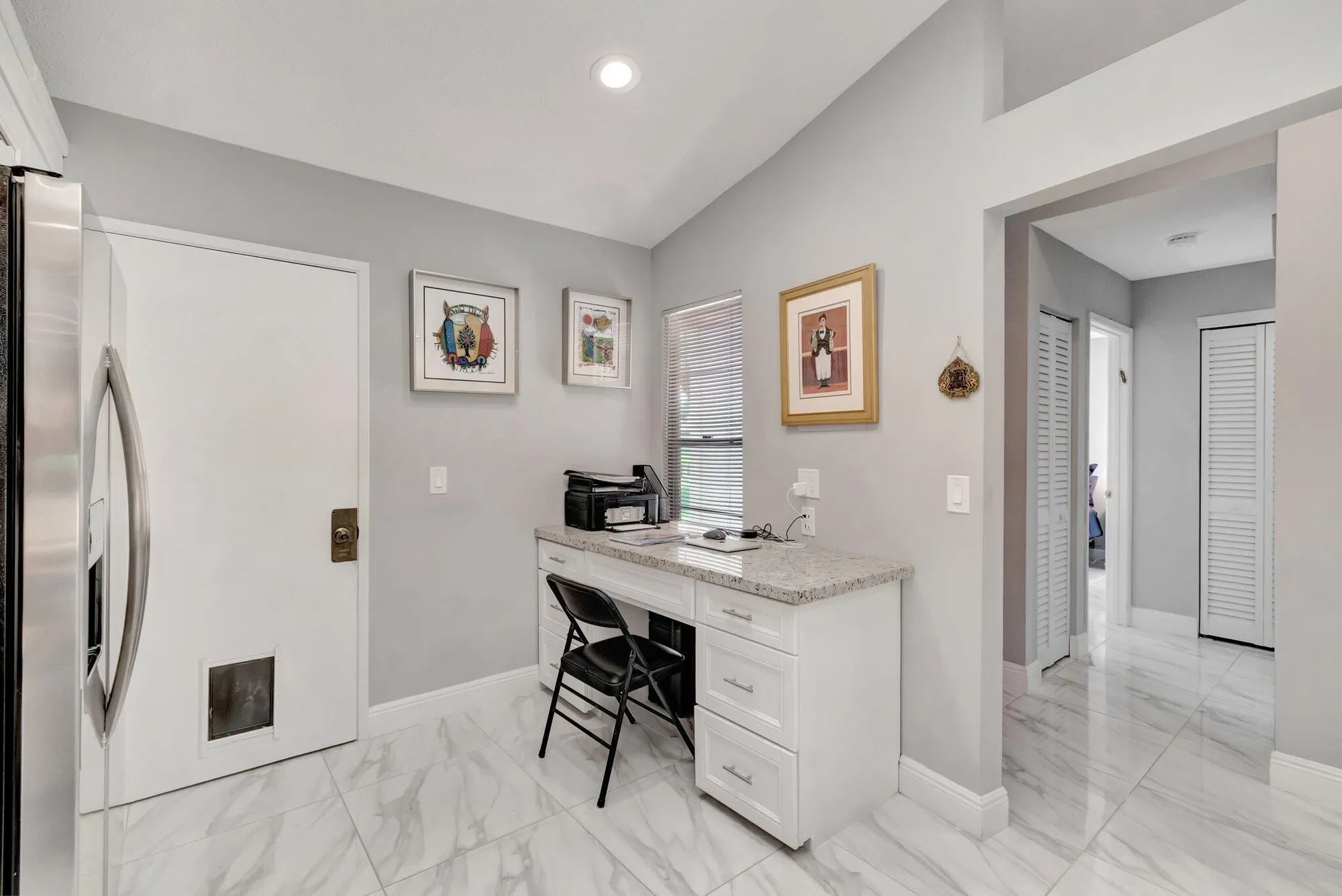Property Slideshow image 12 of 42 | 10927 dolphin palm ct a, Boynton Beach, FL, 33437