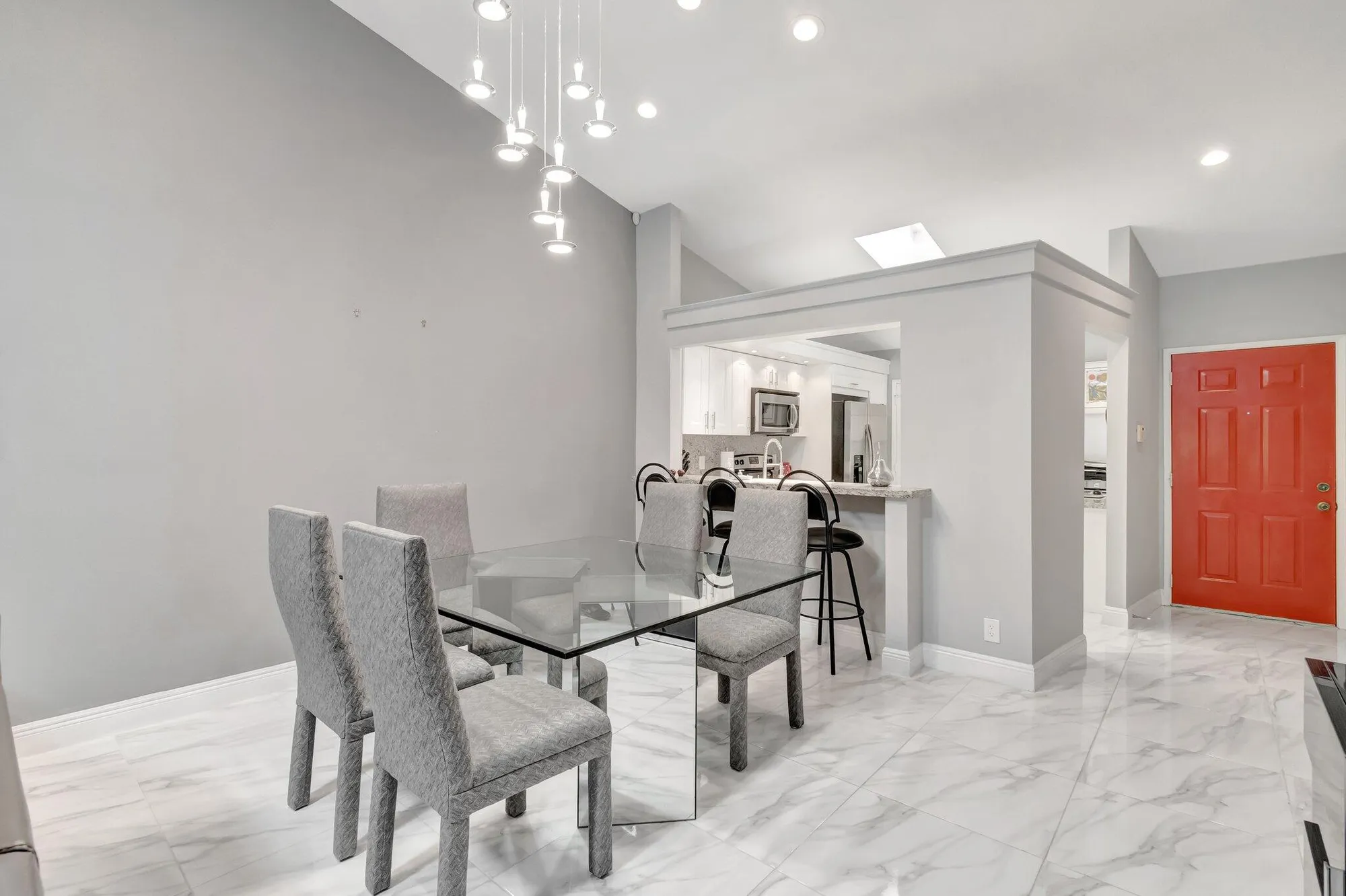 Property Slideshow image 9 of 42 | 10927 dolphin palm ct a, Boynton Beach, FL, 33437