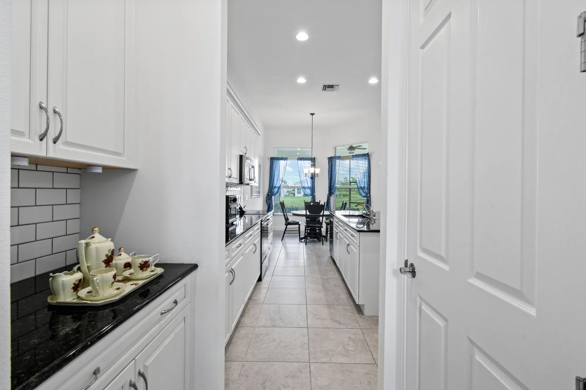 Property Slideshow image 14 of 86 | 8820 sw breve way, Port Saint Lucie, FL, 34987