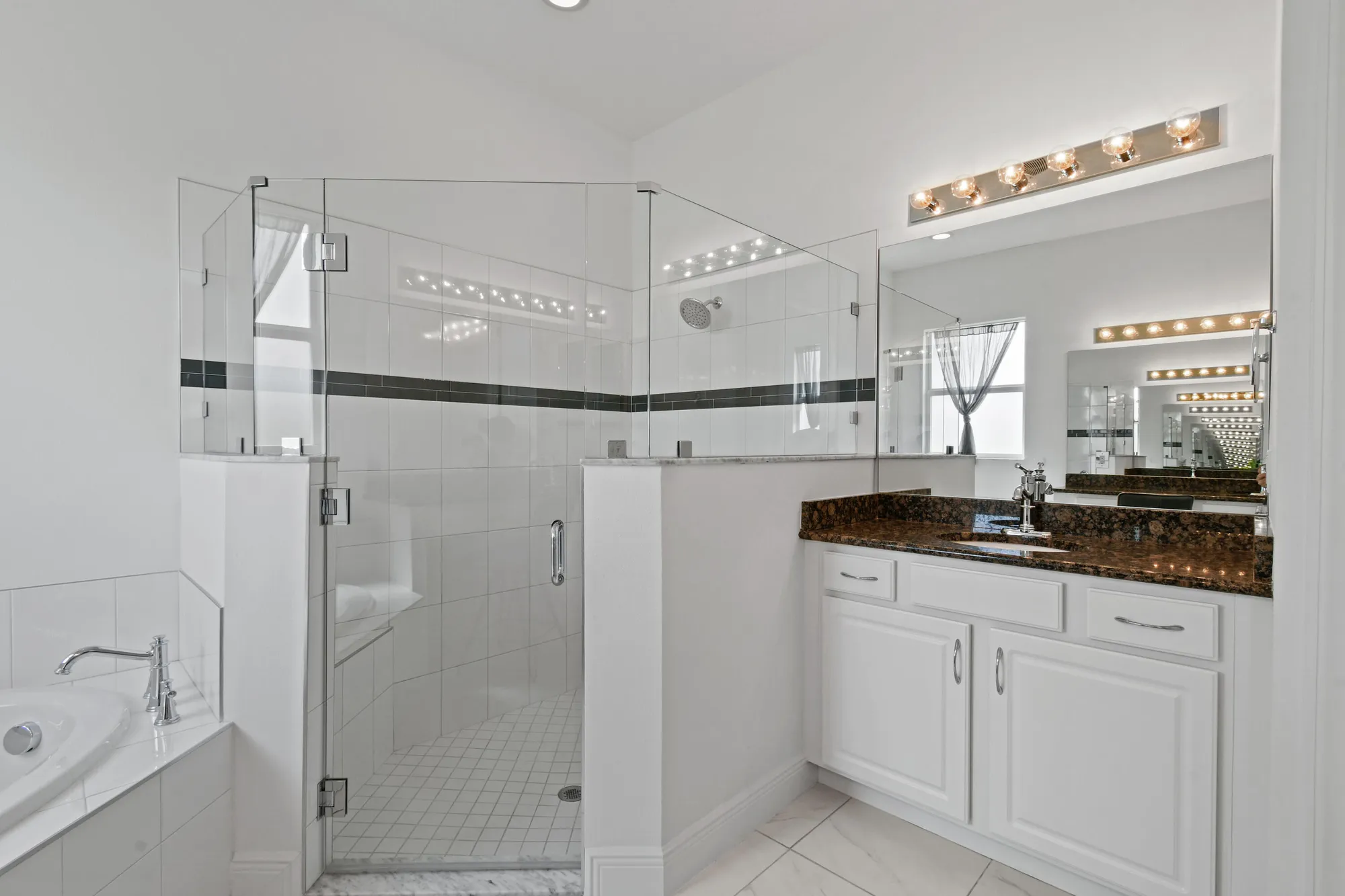 Property Slideshow image 25 of 86 | 8820 sw breve way, Port Saint Lucie, FL, 34987