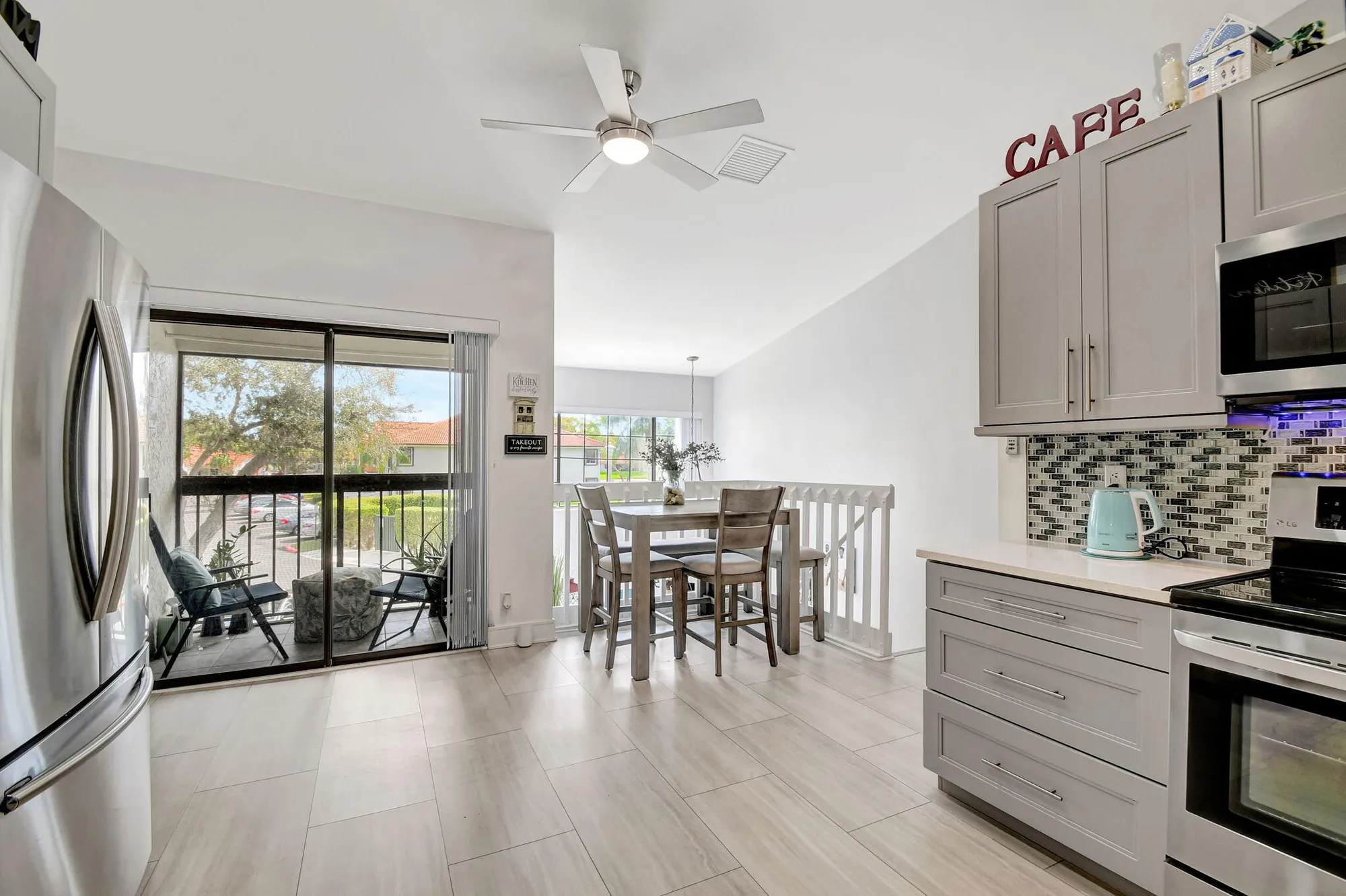 Property Slideshow image 12 of 70 | 9735 pavarotti ter 204 ter 204, Boynton Beach, FL, 33437