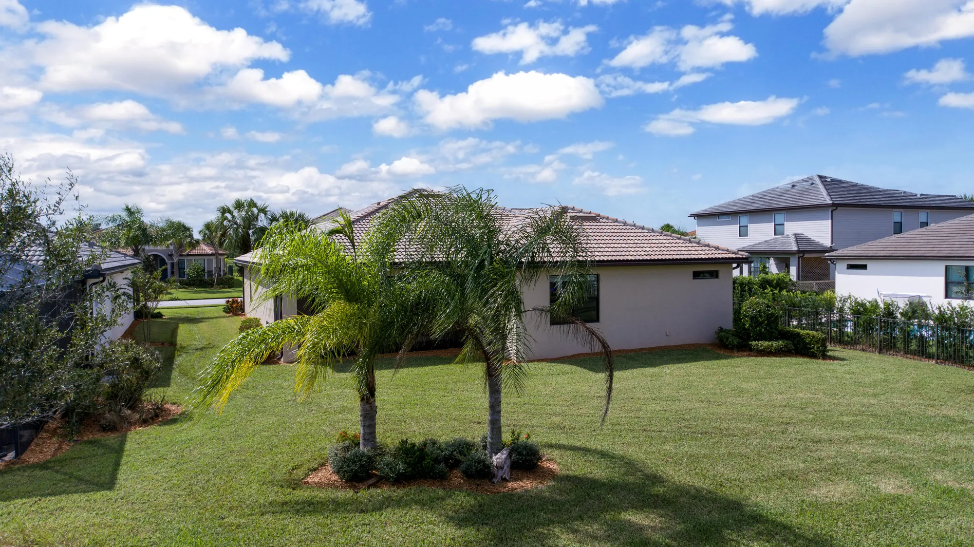 Property Slideshow image 35 of 54 | 739 se villandry way, Port Saint Lucie, FL, 34984