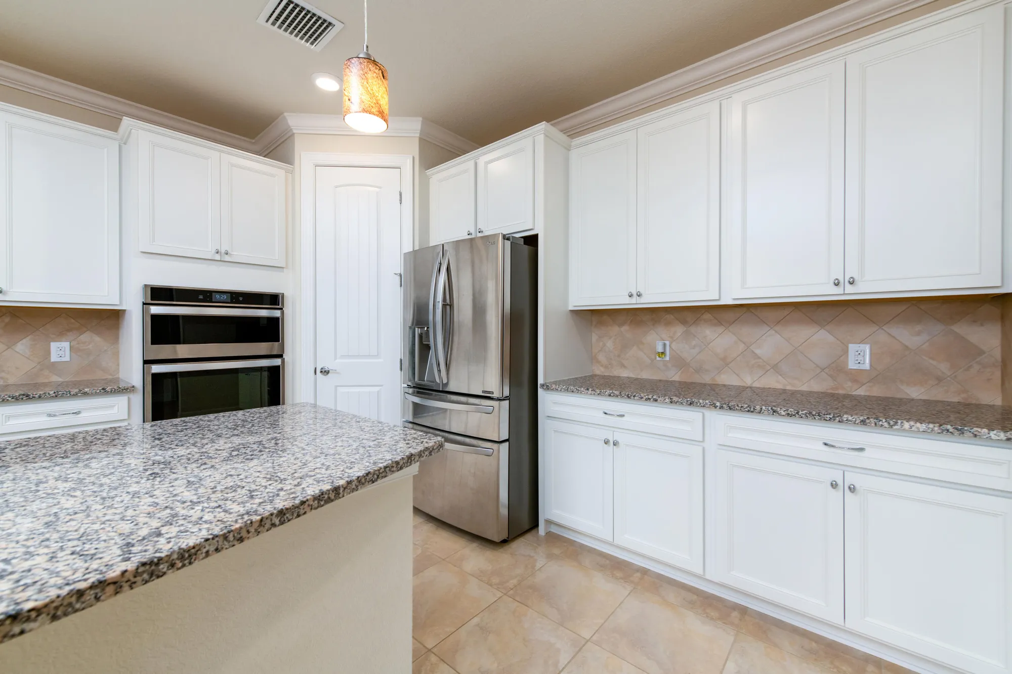 Property Slideshow image 15 of 54 | 739 se villandry way, Port Saint Lucie, FL, 34984