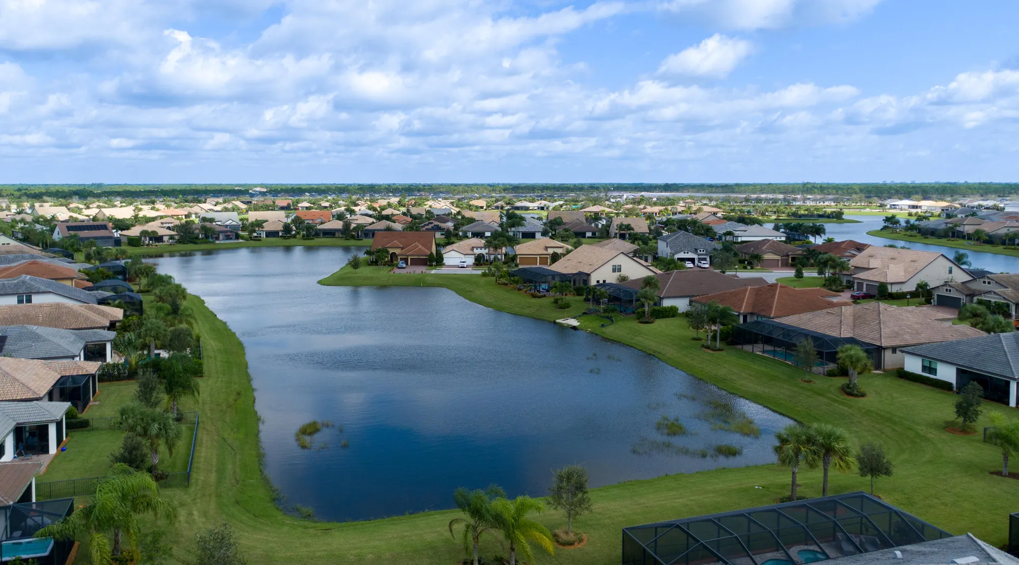 Property Slideshow image 32 of 54 | 739 se villandry way, Port Saint Lucie, FL, 34984