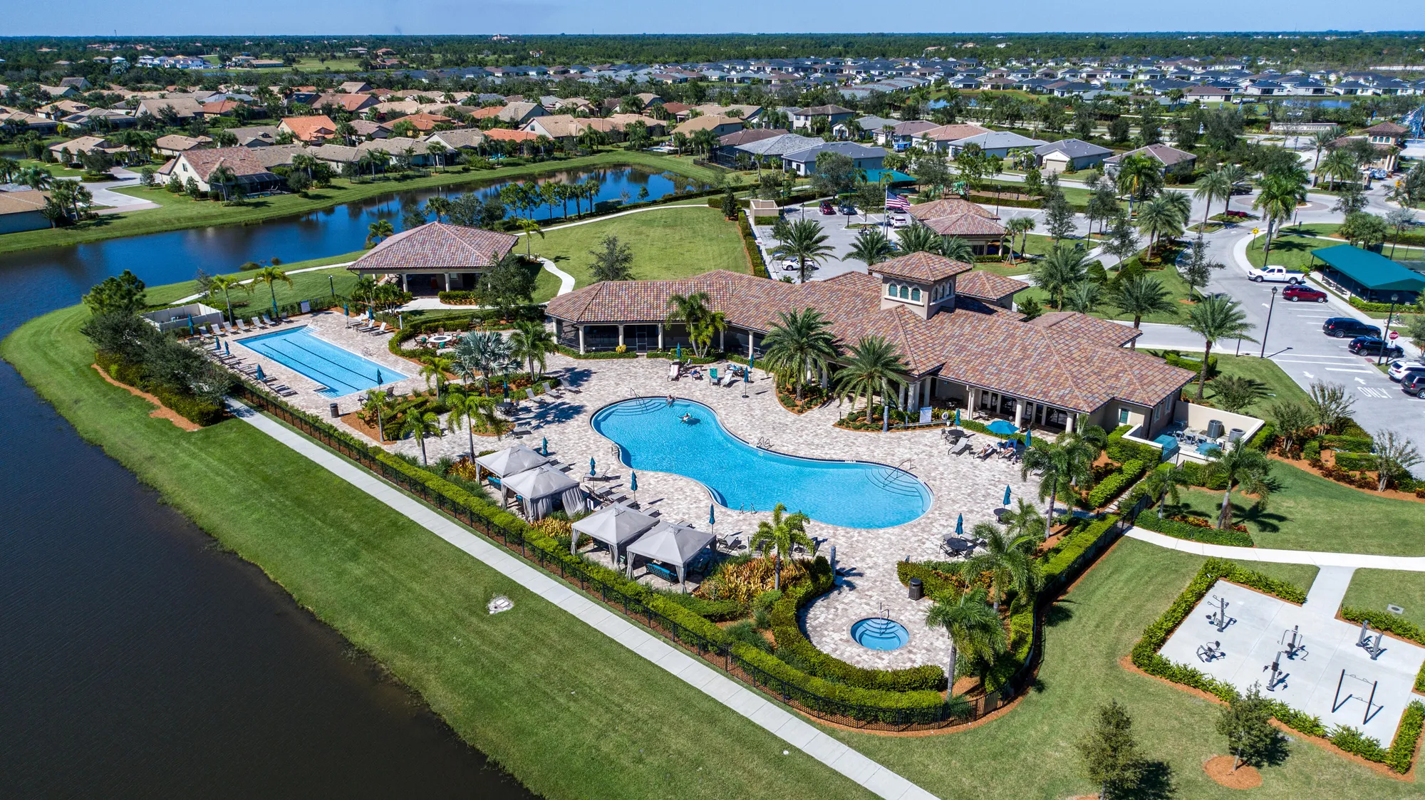Property Slideshow image 52 of 54 | 739 se villandry way, Port Saint Lucie, FL, 34984