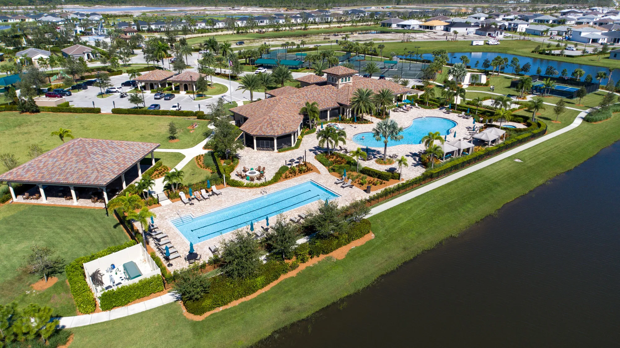 Property Slideshow image 53 of 54 | 739 se villandry way, Port Saint Lucie, FL, 34984