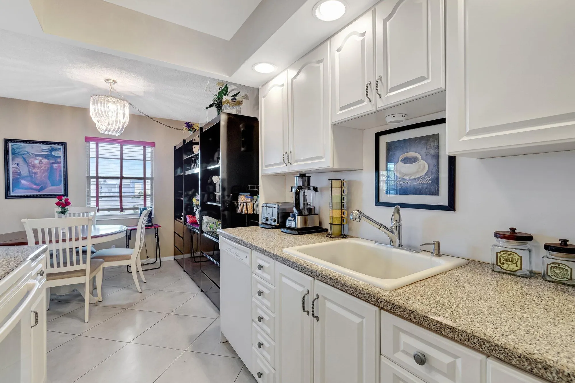 Property Slideshow image 11 of 76 | 4042 exeter c, Boca Raton, FL, 33434