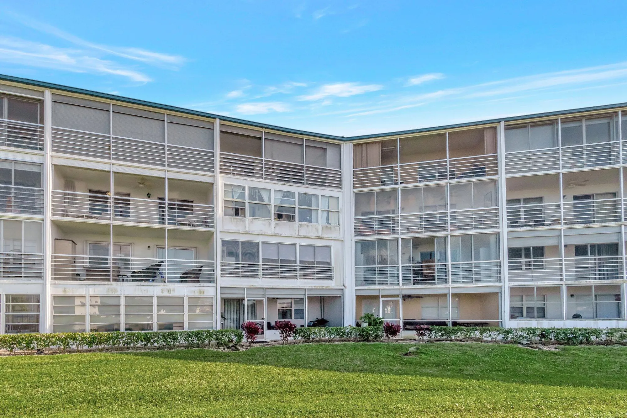 Property Slideshow image 36 of 76 | 4042 exeter c, Boca Raton, FL, 33434