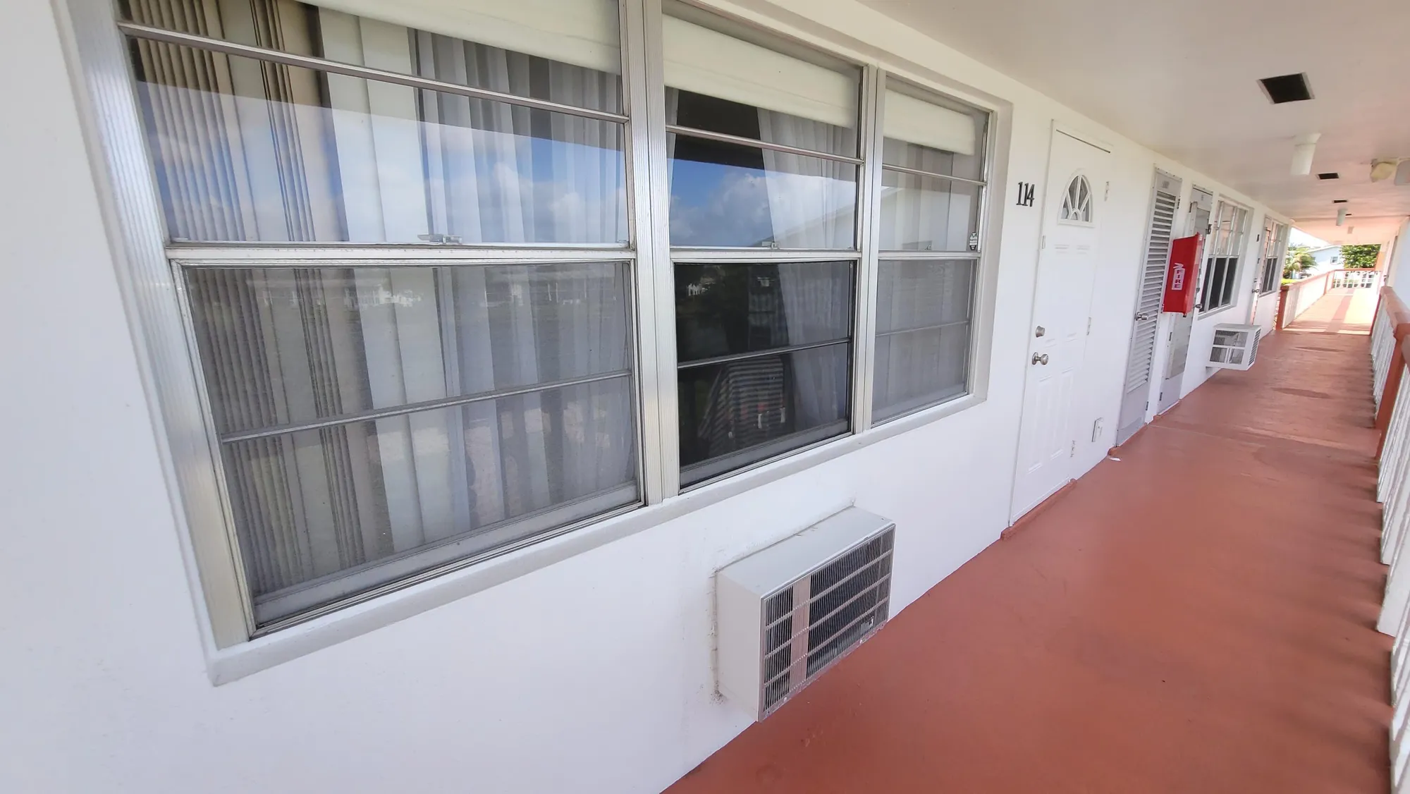 Property Slideshow image 34 of 60 | 114 chatham e unit e, West Palm Beach, FL, 33417