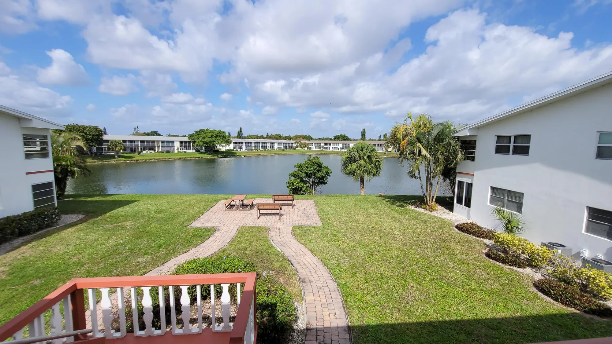 Property Slideshow image 37 of 60 | 114 chatham e unit e, West Palm Beach, FL, 33417