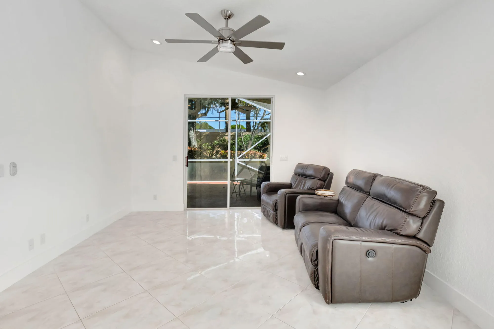 Property Slideshow image 11 of 56 | 11752 dove hollow ave, Boynton Beach, FL, 33437