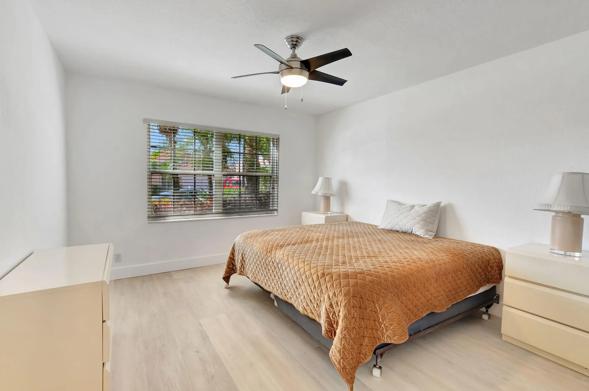 Property Slideshow image 19 of 56 | 11752 dove hollow ave, Boynton Beach, FL, 33437