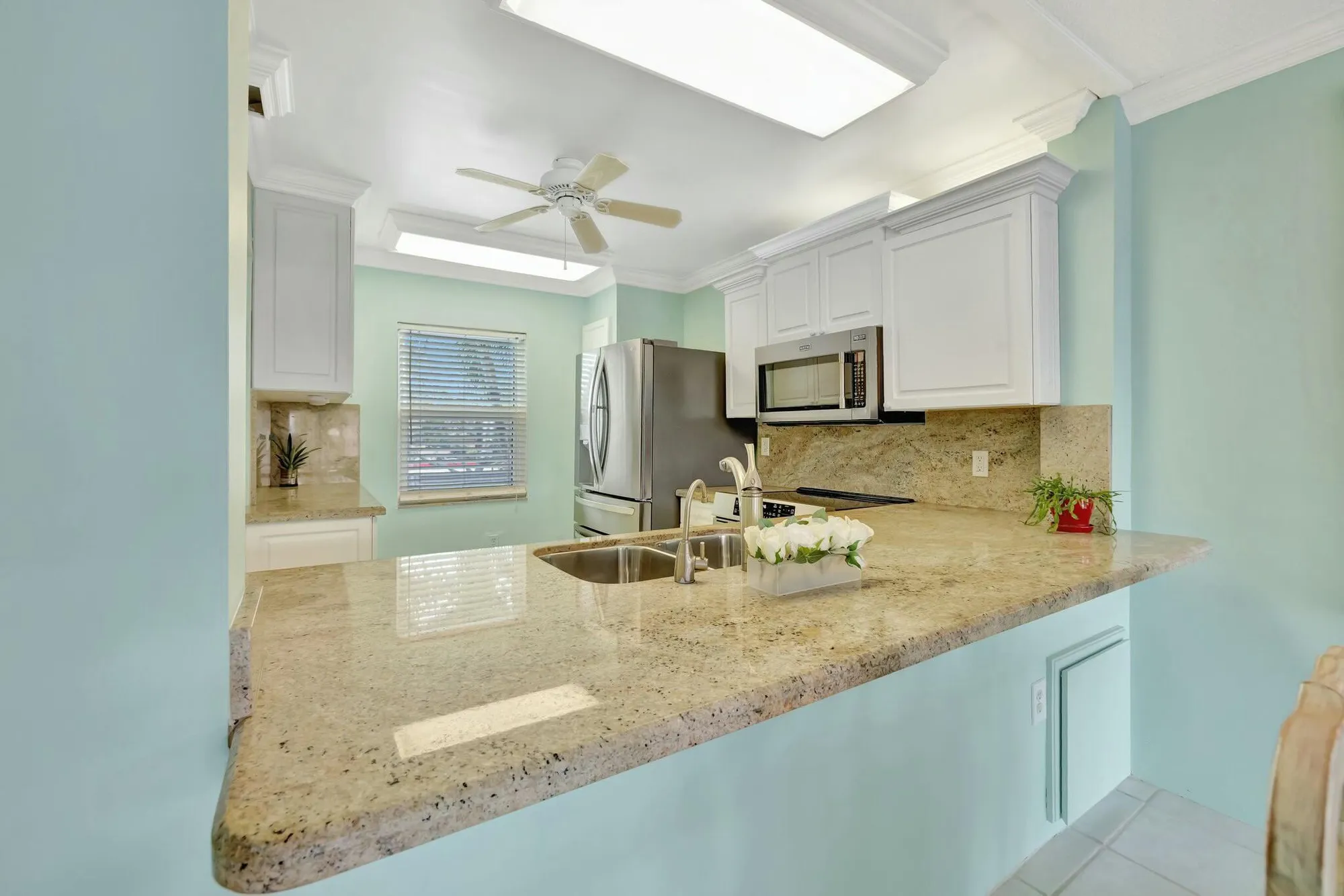 Property Slideshow image 9 of 40 | 1950 sw palm city rd 4203, Stuart, FL, 34994