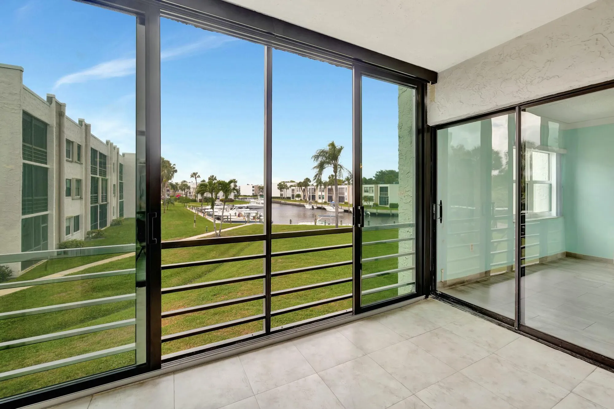 Property Slideshow image 4 of 40 | 1950 sw palm city rd 4203, Stuart, FL, 34994