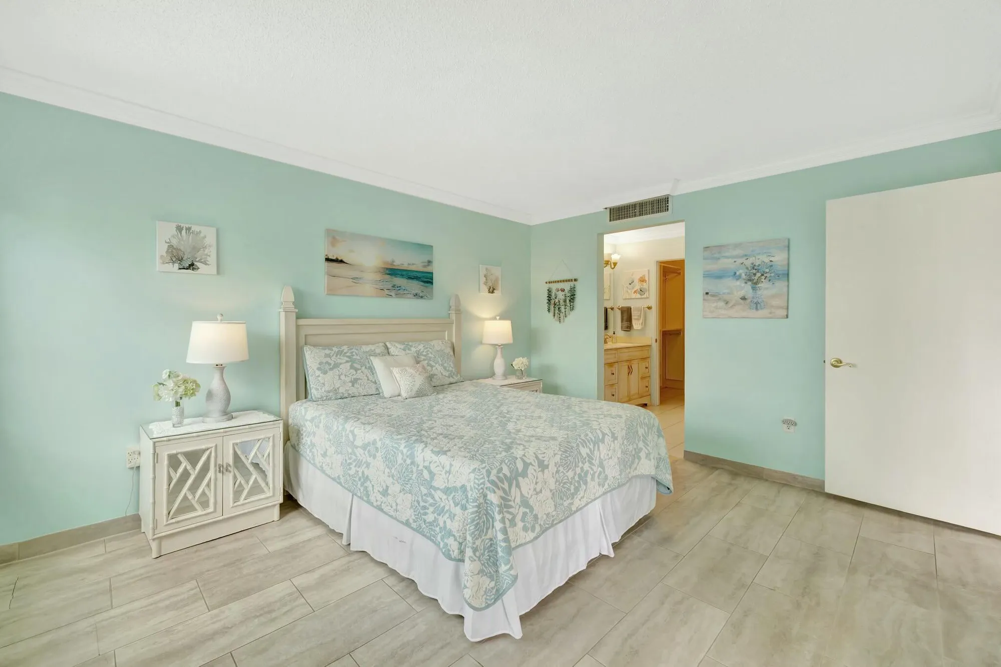 Property Slideshow image 19 of 40 | 1950 sw palm city rd 4203, Stuart, FL, 34994