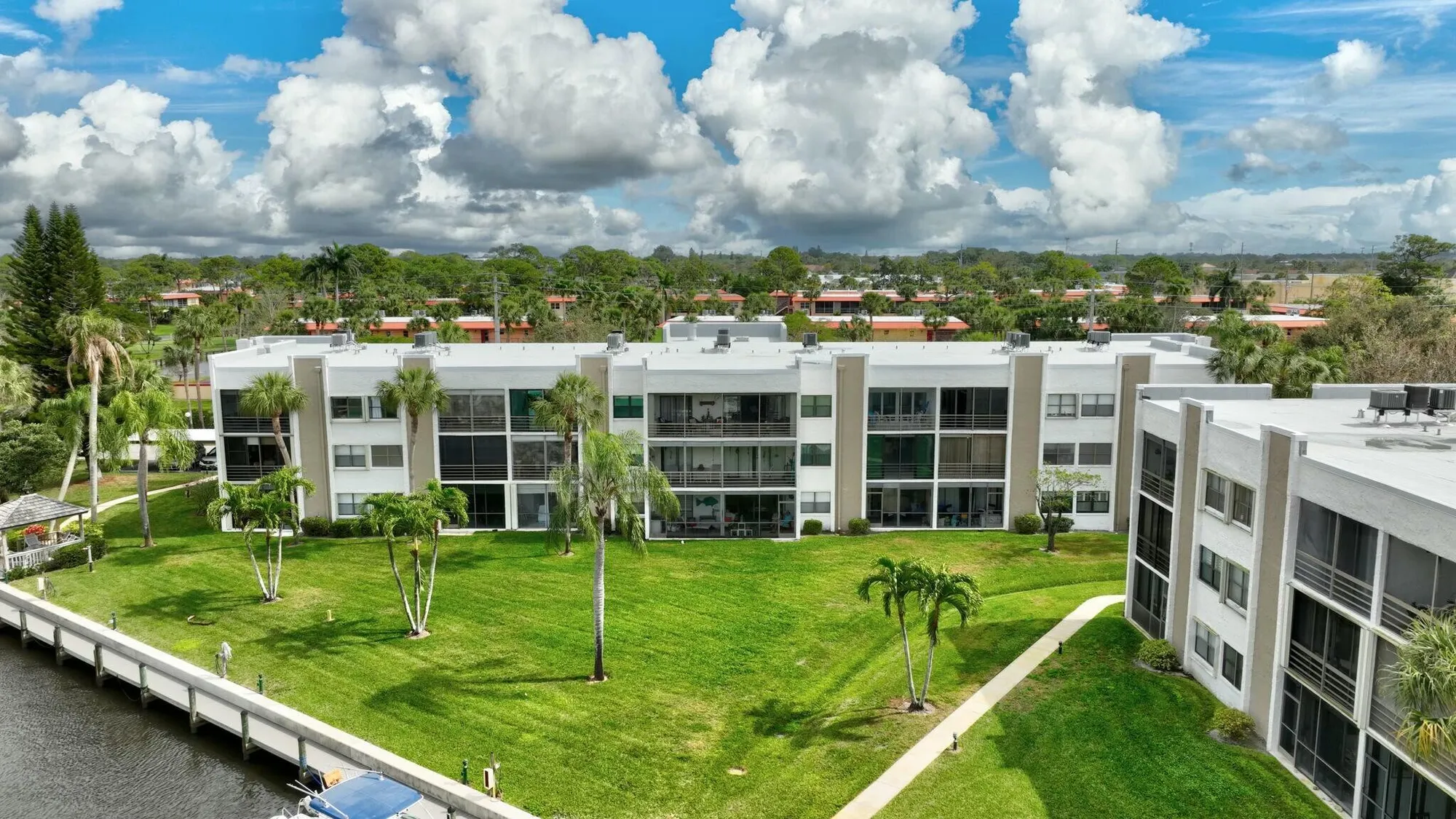 Property Slideshow image 35 of 40 | 1950 sw palm city rd 4203, Stuart, FL, 34994