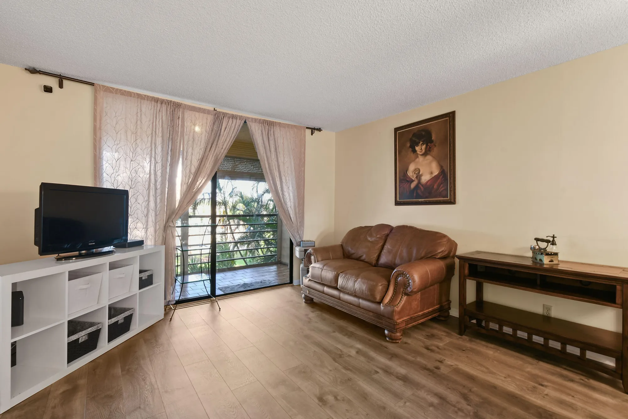 Property Slideshow image 3 of 43 | 4640 lucerne lakes blvd 306, Lake Worth, FL, 33467