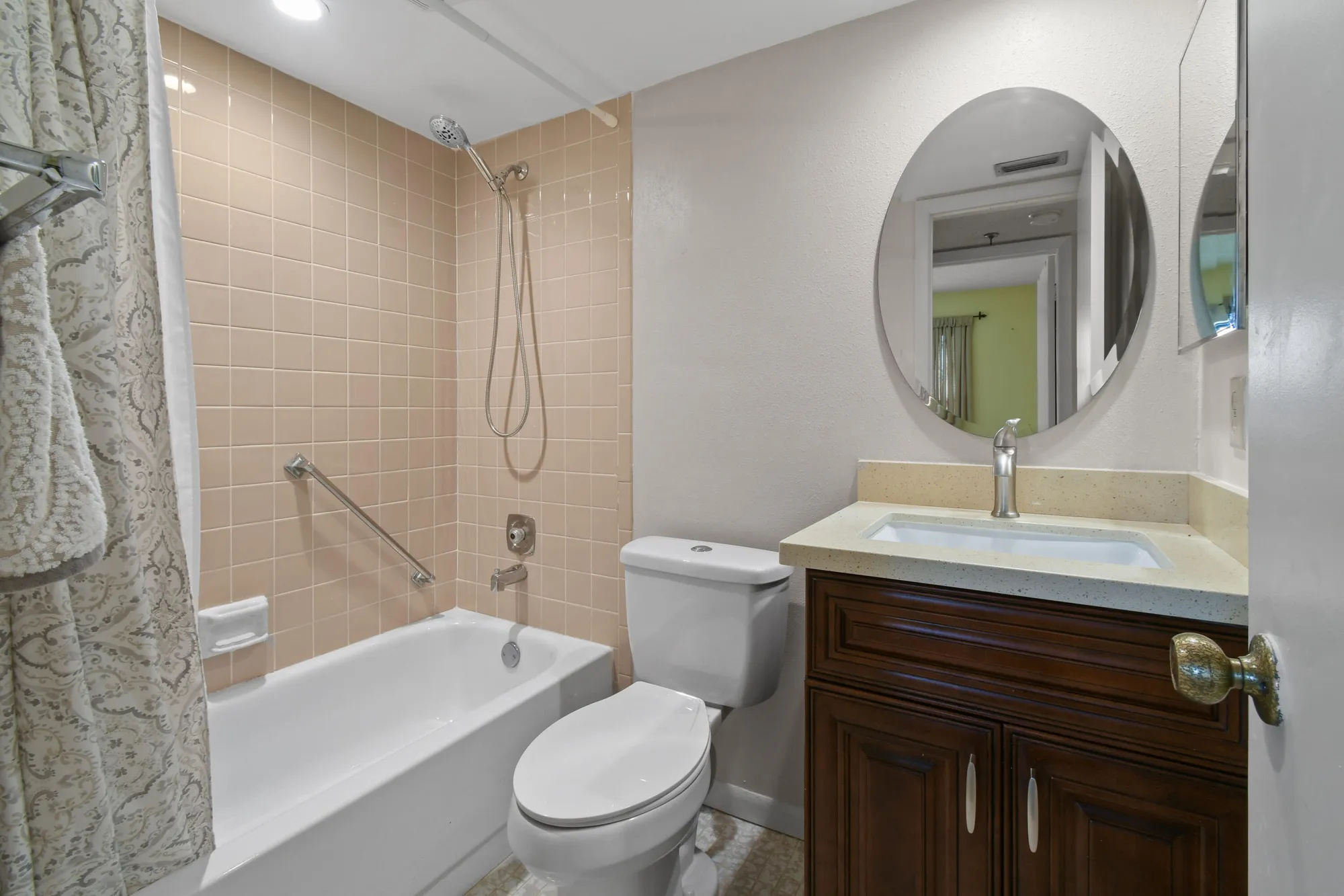 Property Slideshow image 24 of 43 | 4640 lucerne lakes blvd 306, Lake Worth, FL, 33467