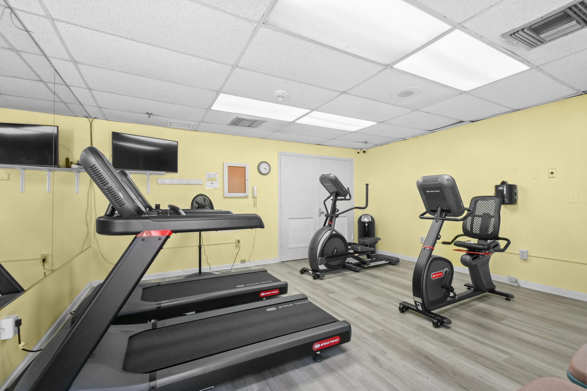 Property Slideshow image 37 of 43 | 4640 lucerne lakes blvd 306, Lake Worth, FL, 33467