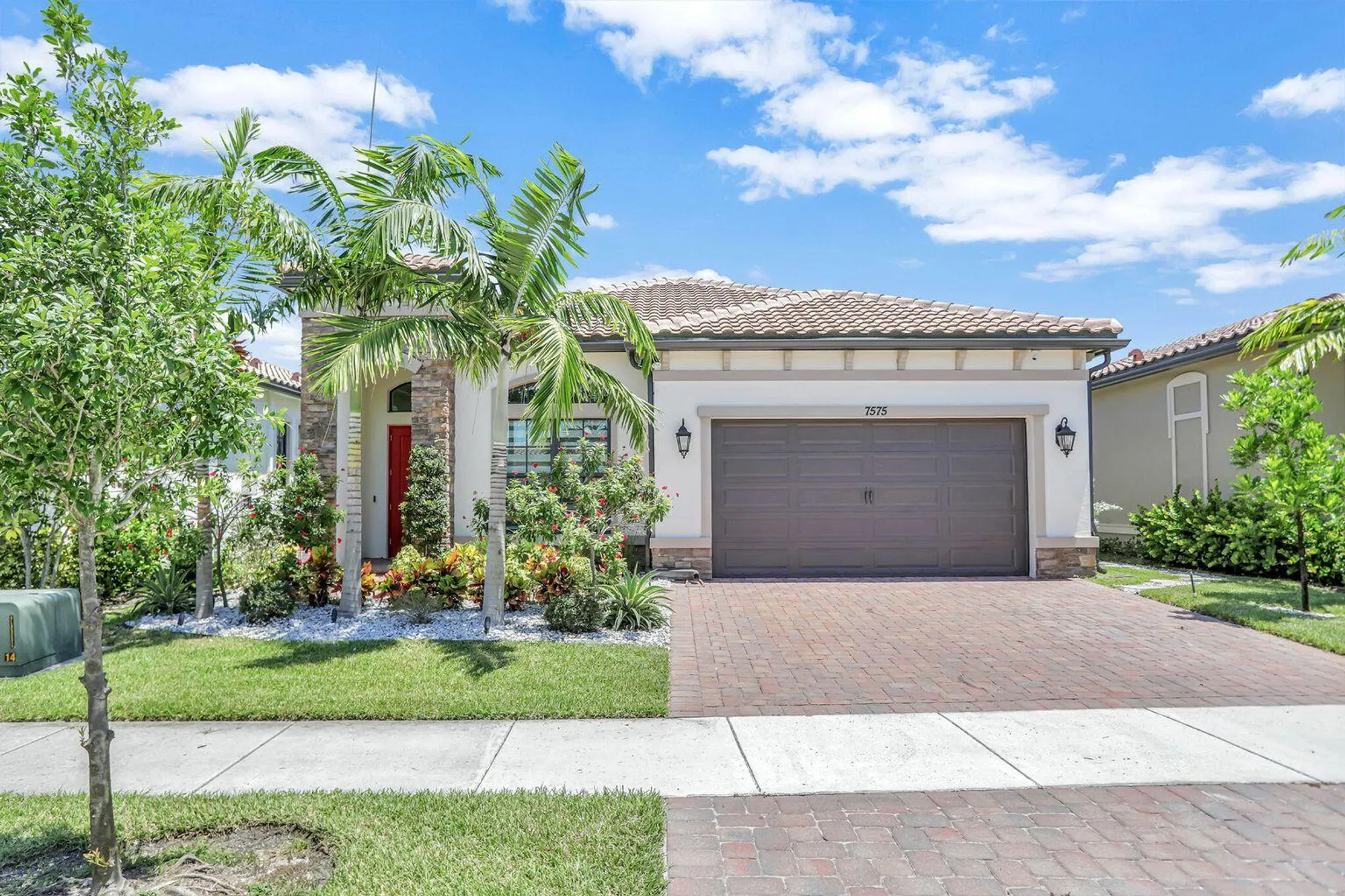 Property Slideshow image 1 of 66 | 7575 seacoast dr, Parkland, FL, 33067