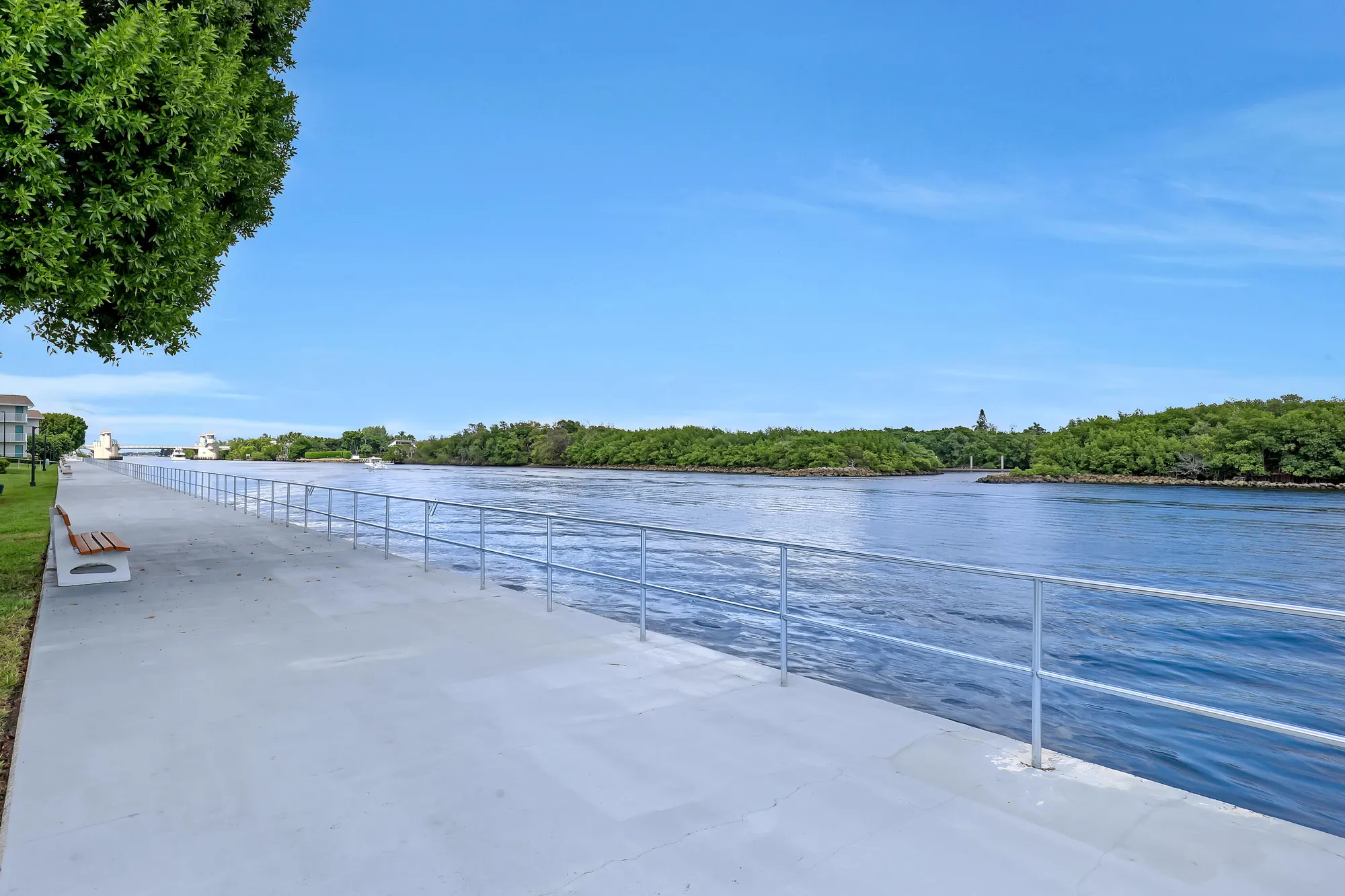 Property Slideshow image 51 of 56 | 680 horizons 110, Boynton Beach, FL, 33435