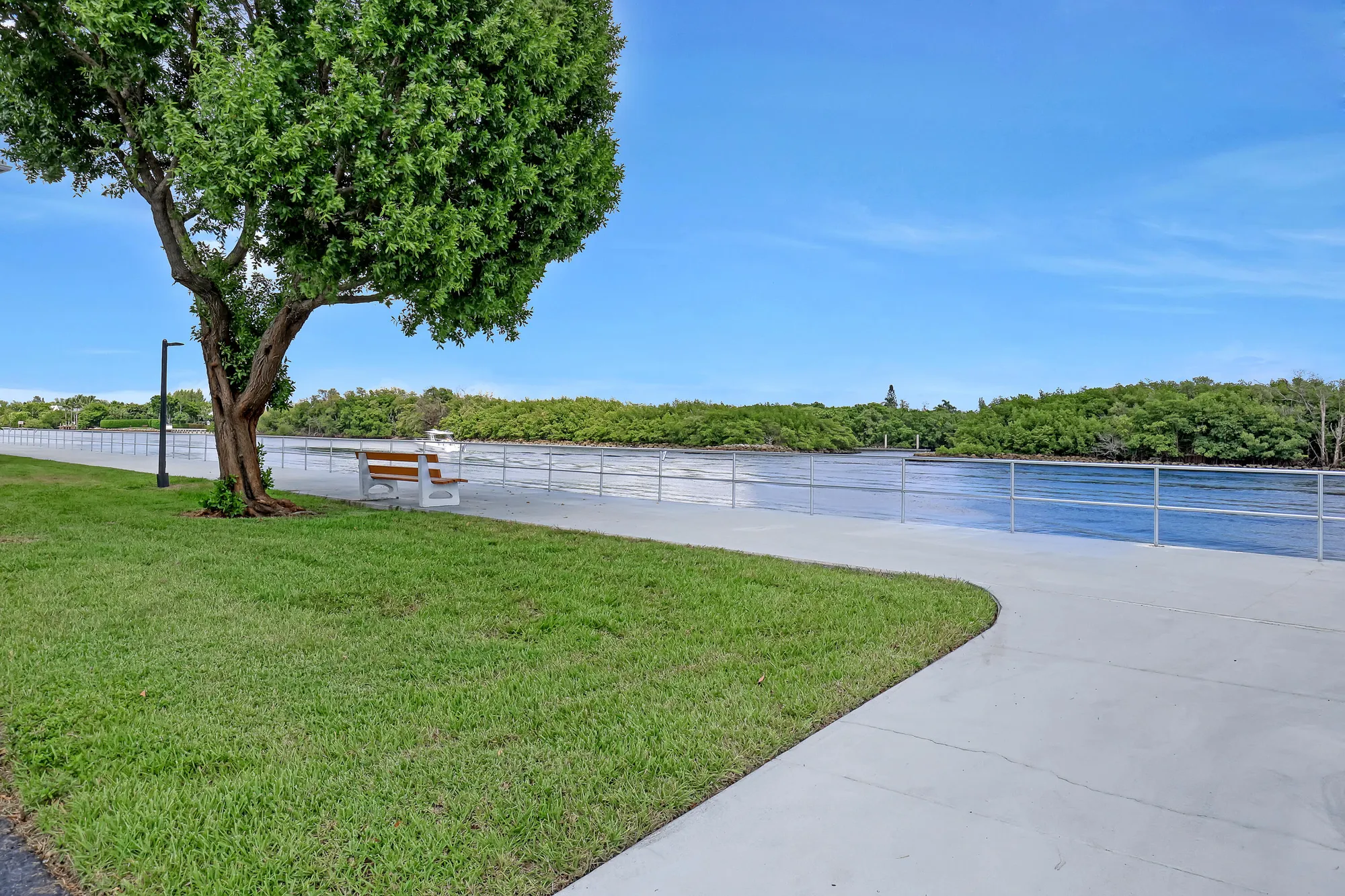 Property Slideshow image 52 of 56 | 680 horizons 110, Boynton Beach, FL, 33435