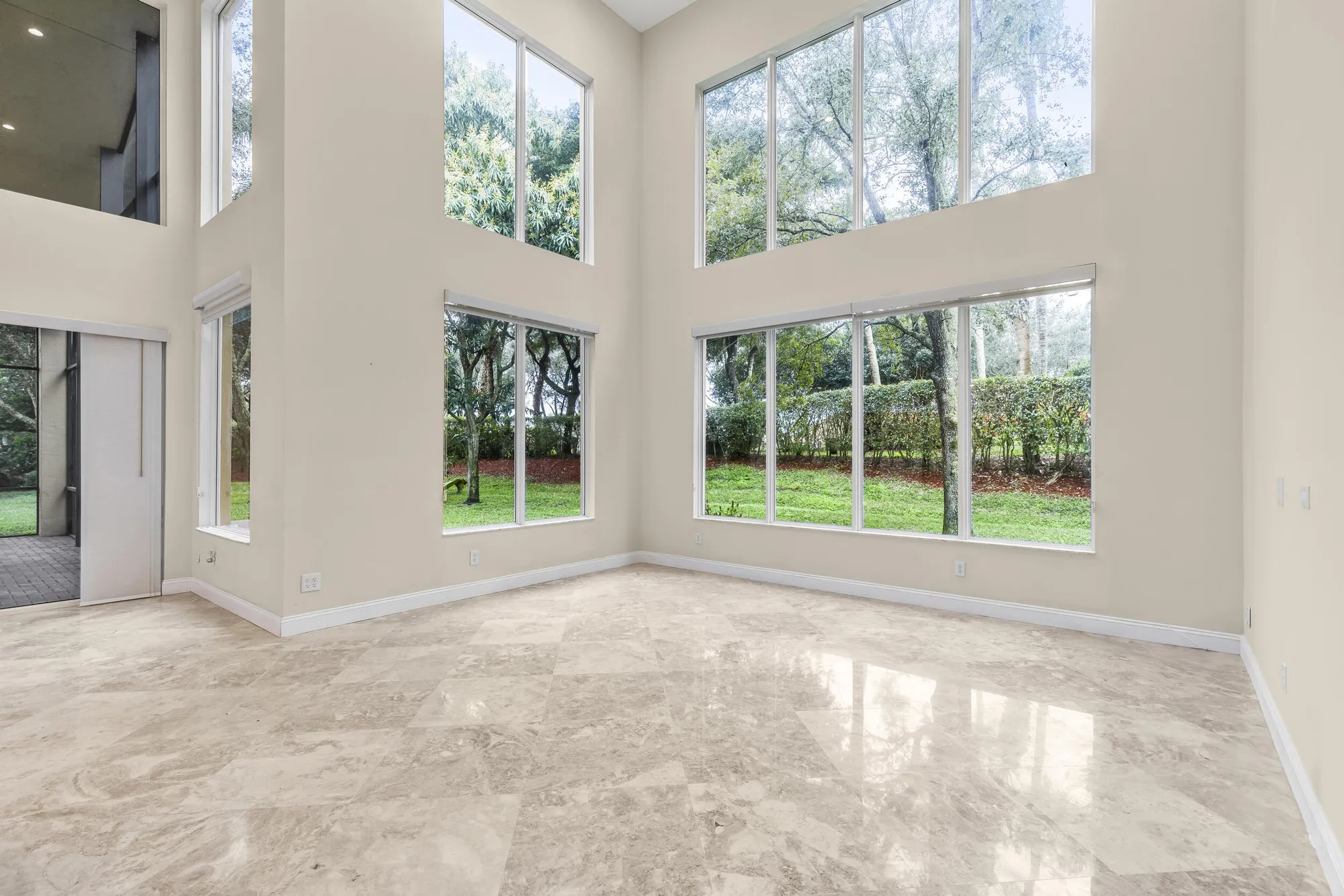 Property Slideshow image 17 of 89 | 6966 great falls cir, Boynton Beach, FL, 33437