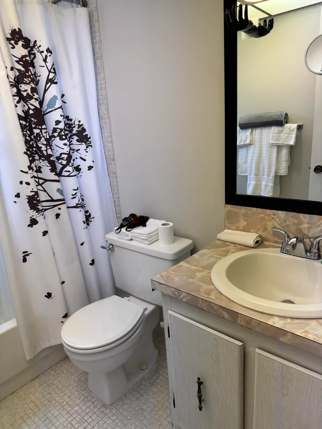 Property Slideshow image 11 of 11 | 114 flanders c, Delray Beach, FL, 33484