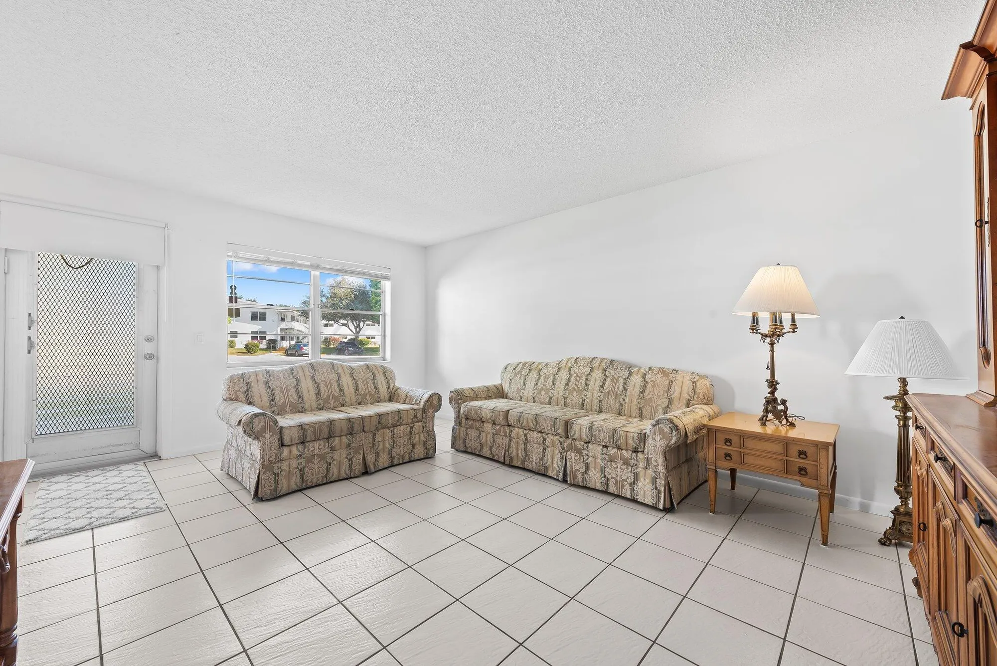 Property Slideshow image 11 of 17 | 43 windsor c, West Palm Beach, FL, 33417