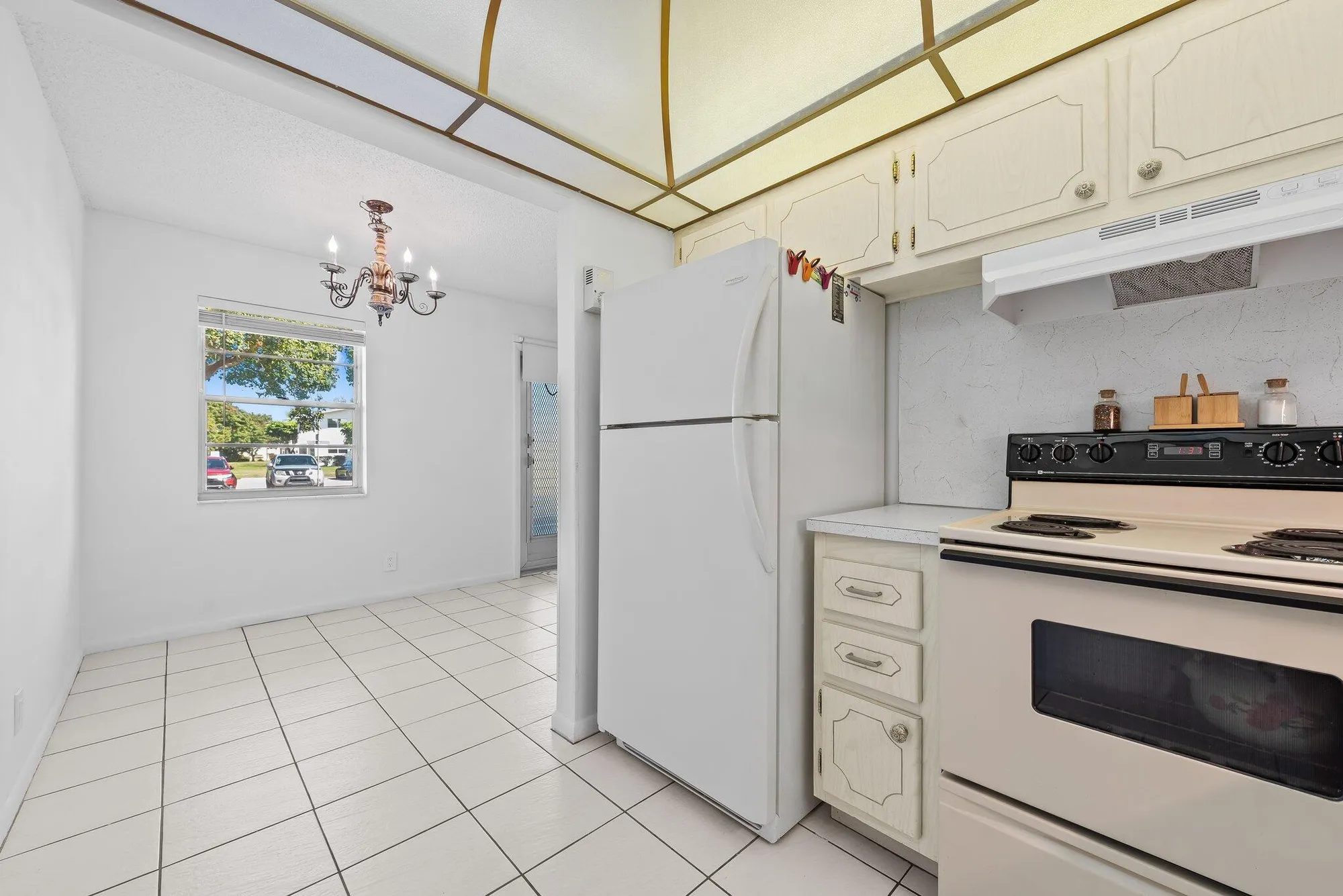 Property Slideshow image 15 of 17 | 43 windsor c, West Palm Beach, FL, 33417