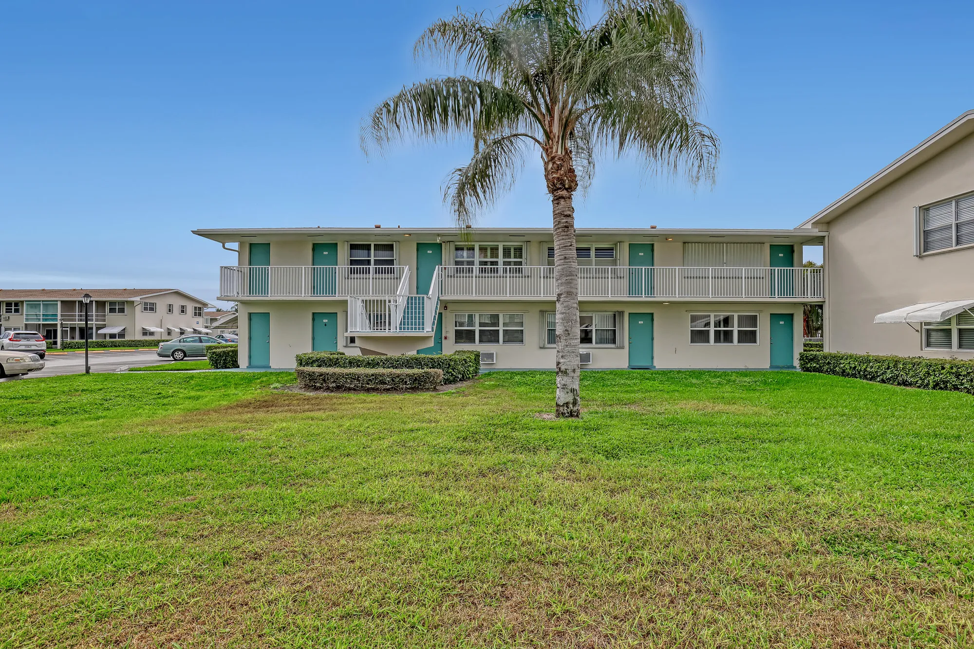 Property Slideshow image 4 of 56 | 680 horizons 110, Boynton Beach, FL, 33435