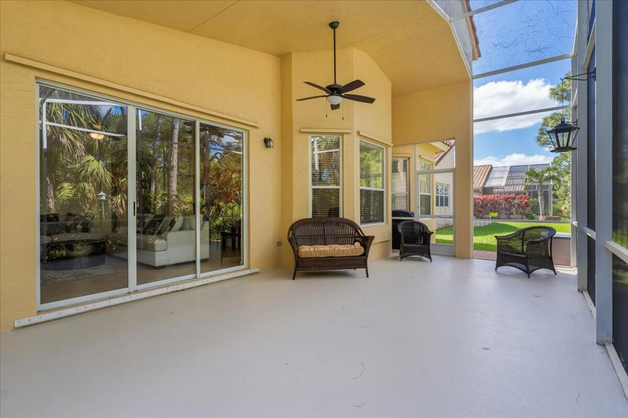 Property Slideshow image 37 of 64 | 284 nw toscane trl, Port Saint Lucie, FL, 34986