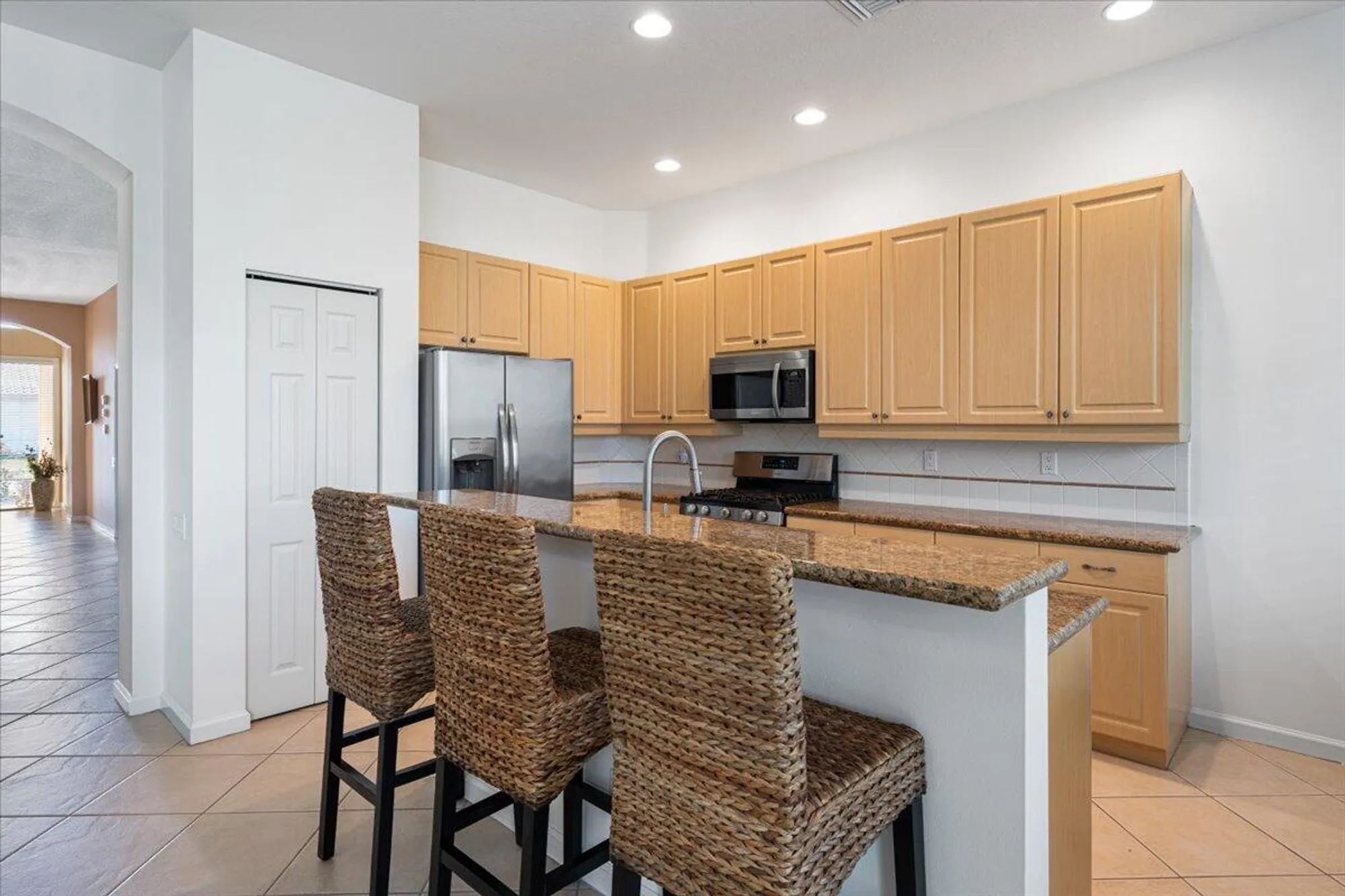 Property Slideshow image 13 of 64 | 284 nw toscane trl, Port Saint Lucie, FL, 34986