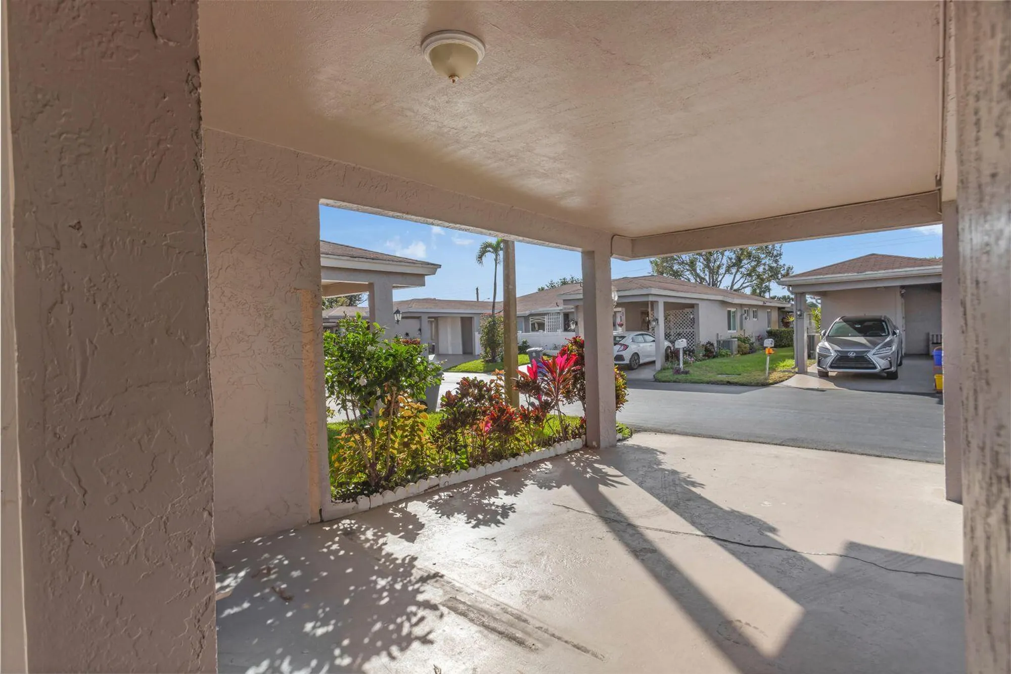 Property Slideshow image 41 of 63 | 6851 moonlit dr, Delray Beach, FL, 33446